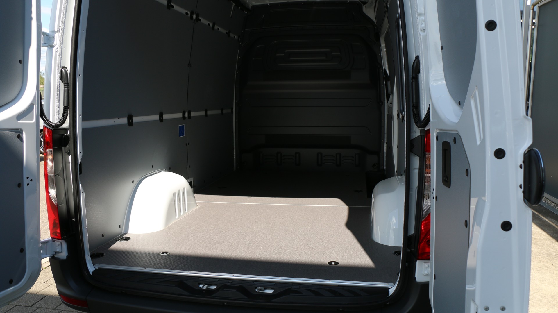 MERCEDES-BENZ Sprinter 317 CDI PRO KA 3665mm S-image-9