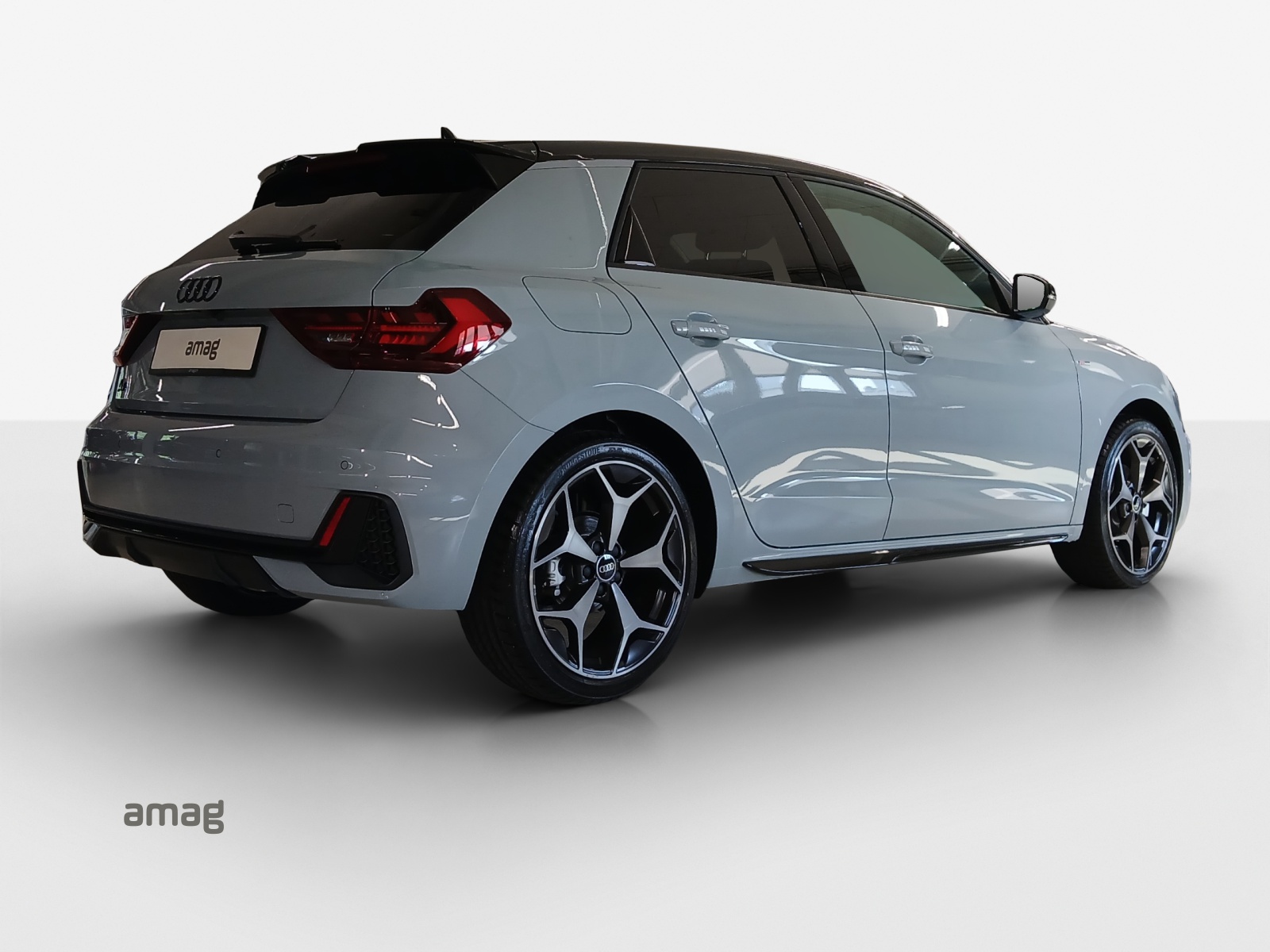 AUDI A1 Sportback 35 TFSI S Line S-tronic-image-4