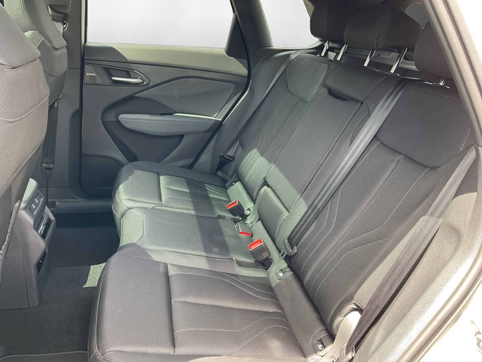 AUDI Q3 SUV e-hybrid 200 kW S tronig-image-10