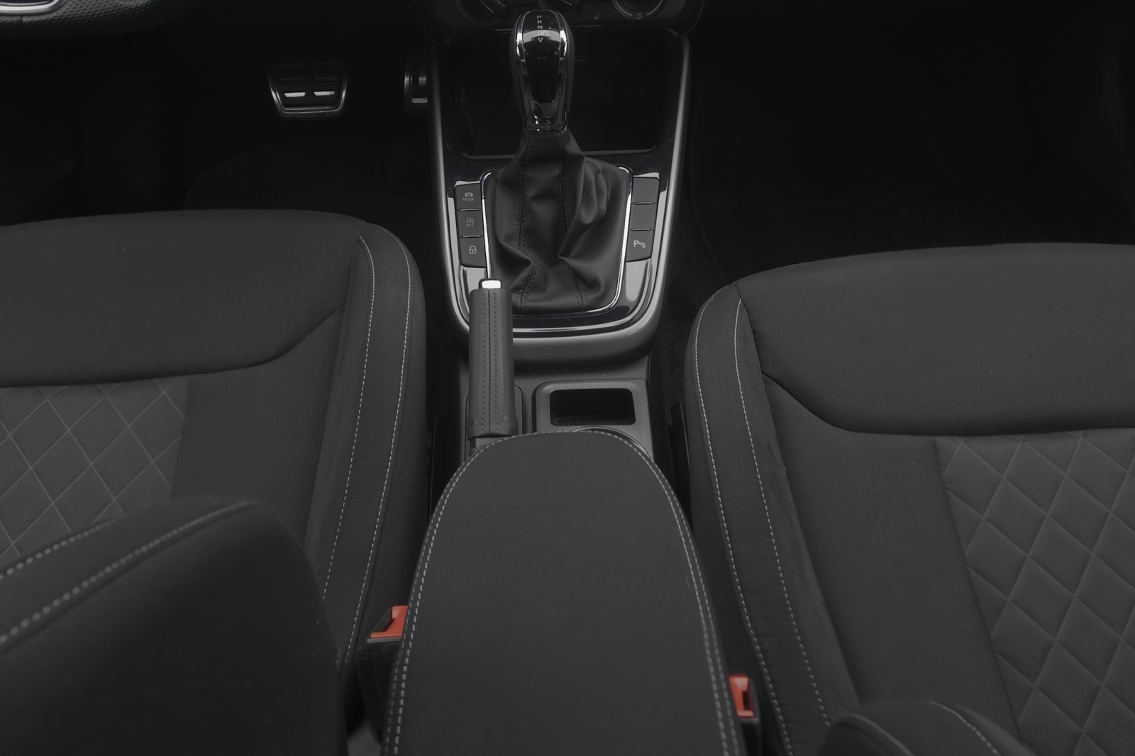 SKODA Fabia 1.0 TSI Selection DSG-image-7