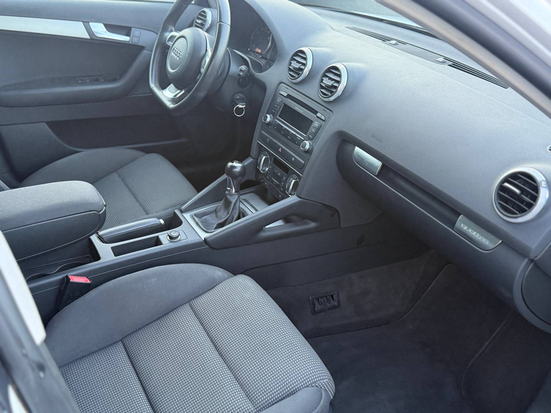 AUDI A3 Sportback 1.8 TFSI Snow quattro-image-7