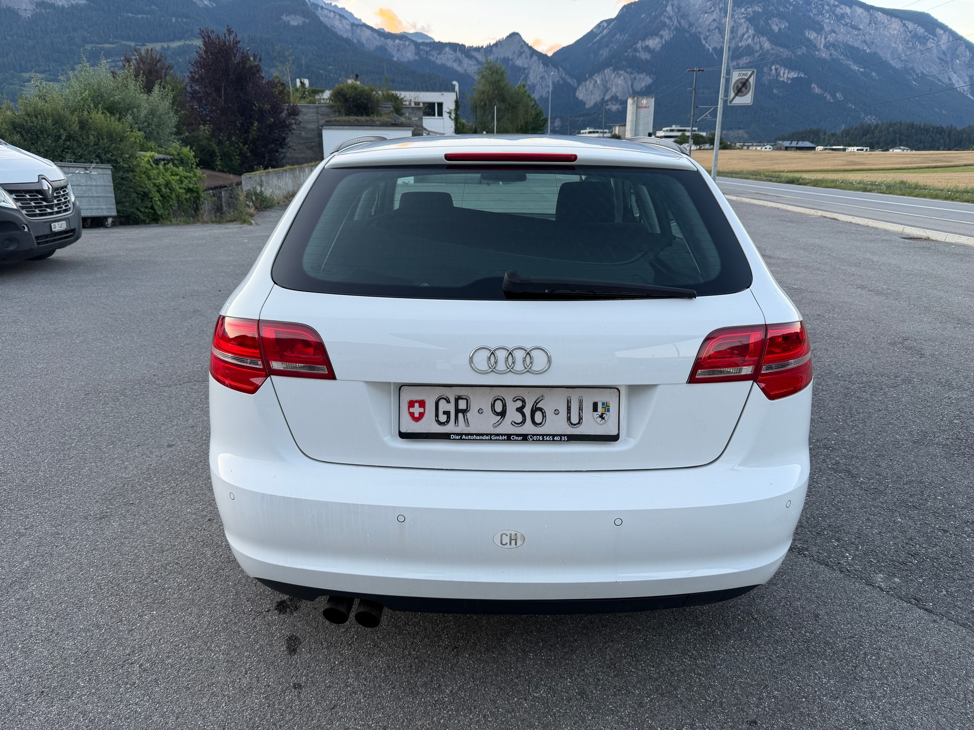 AUDI A3 Sportback 1.8 TFSI Snow quattro-image-3