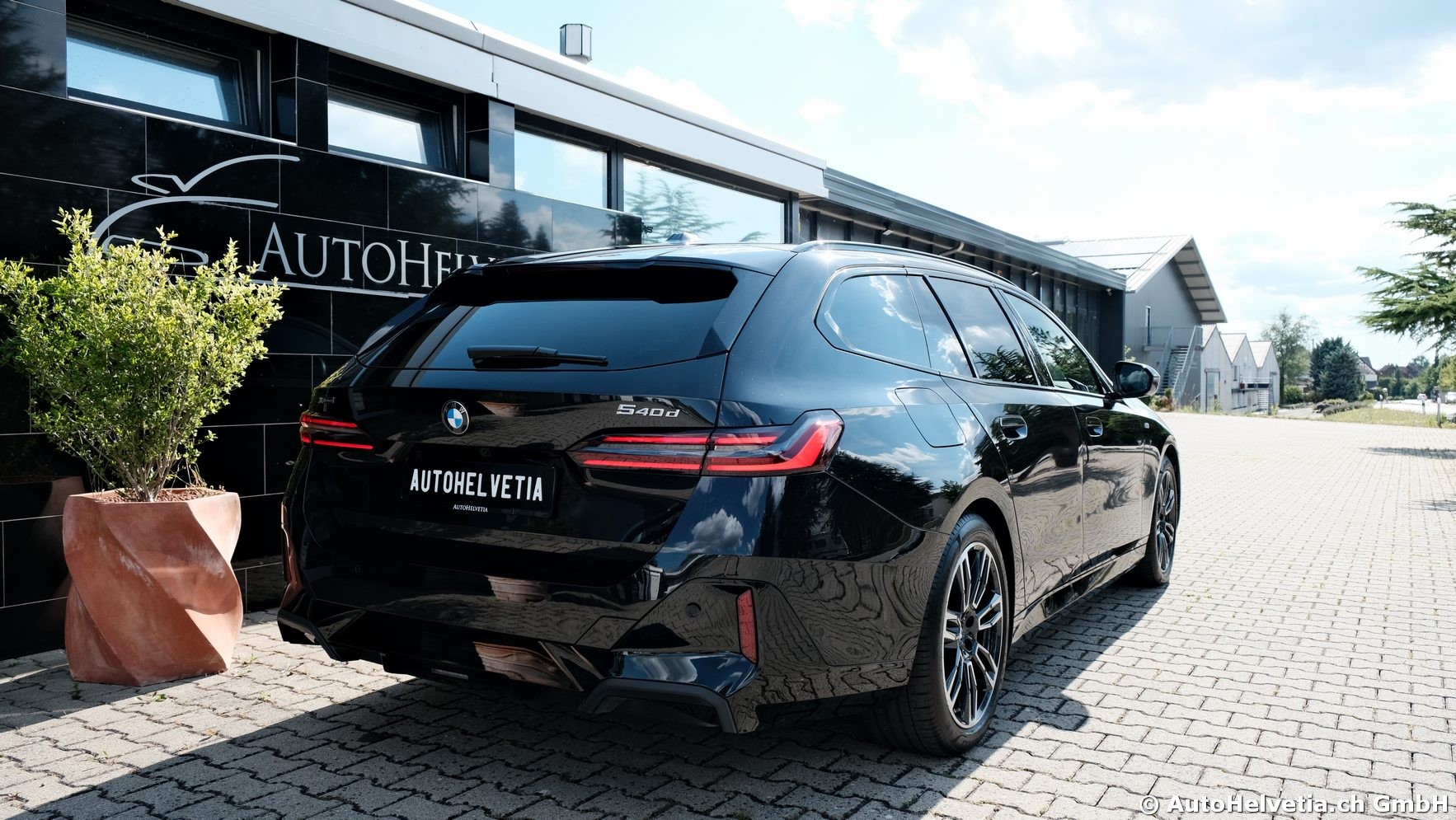 BMW 540d xDrive 48V Touring M Sport Pro Steptronic-image-5