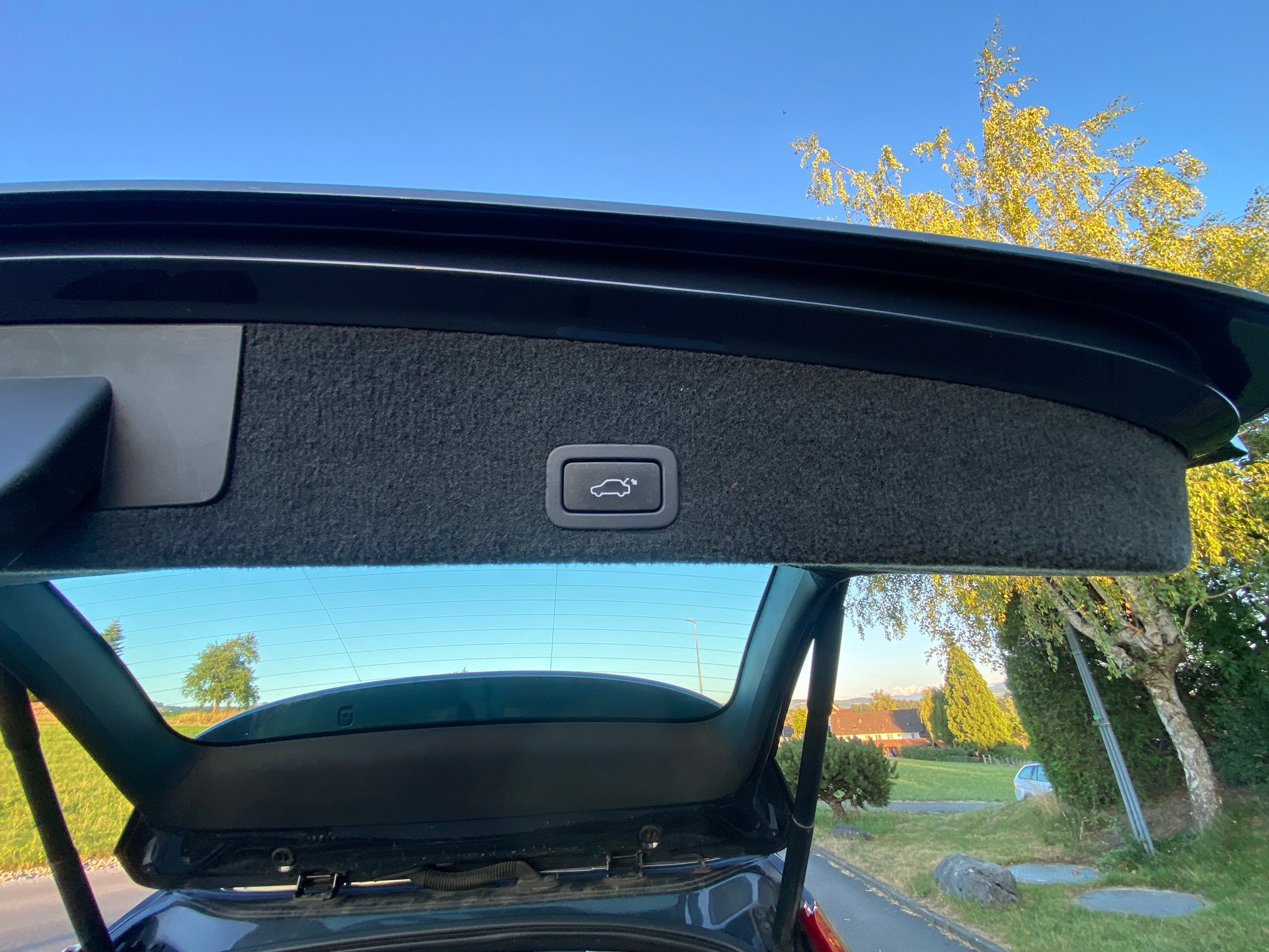 VOLVO XC60 D5 AWD Kinetic Geartronic-image-5