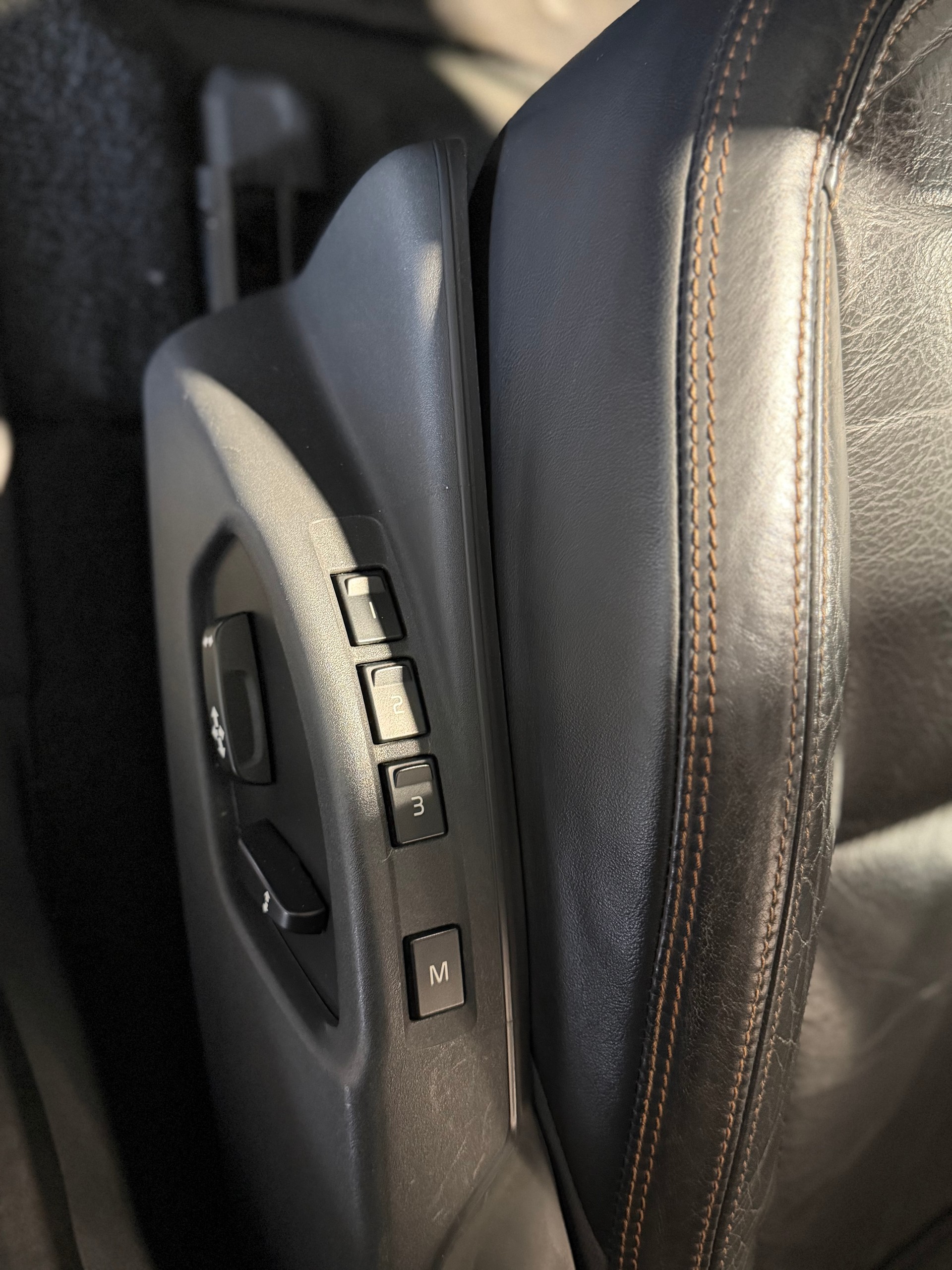 VOLVO PERSONENWAGEN-image-11