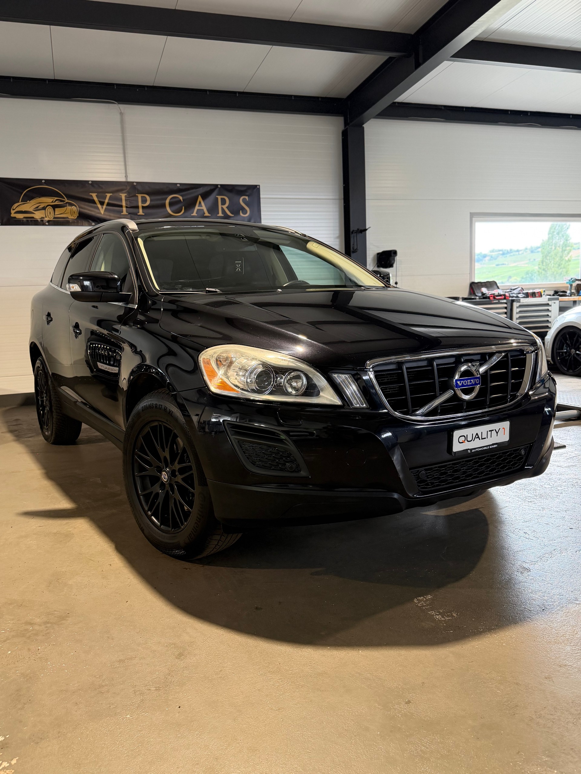 VOLVO PERSONENWAGEN-image-0