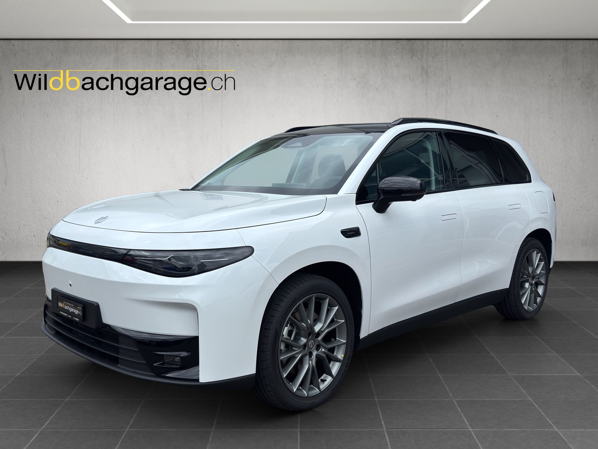 LEAPMOTOR C10 EV AWD