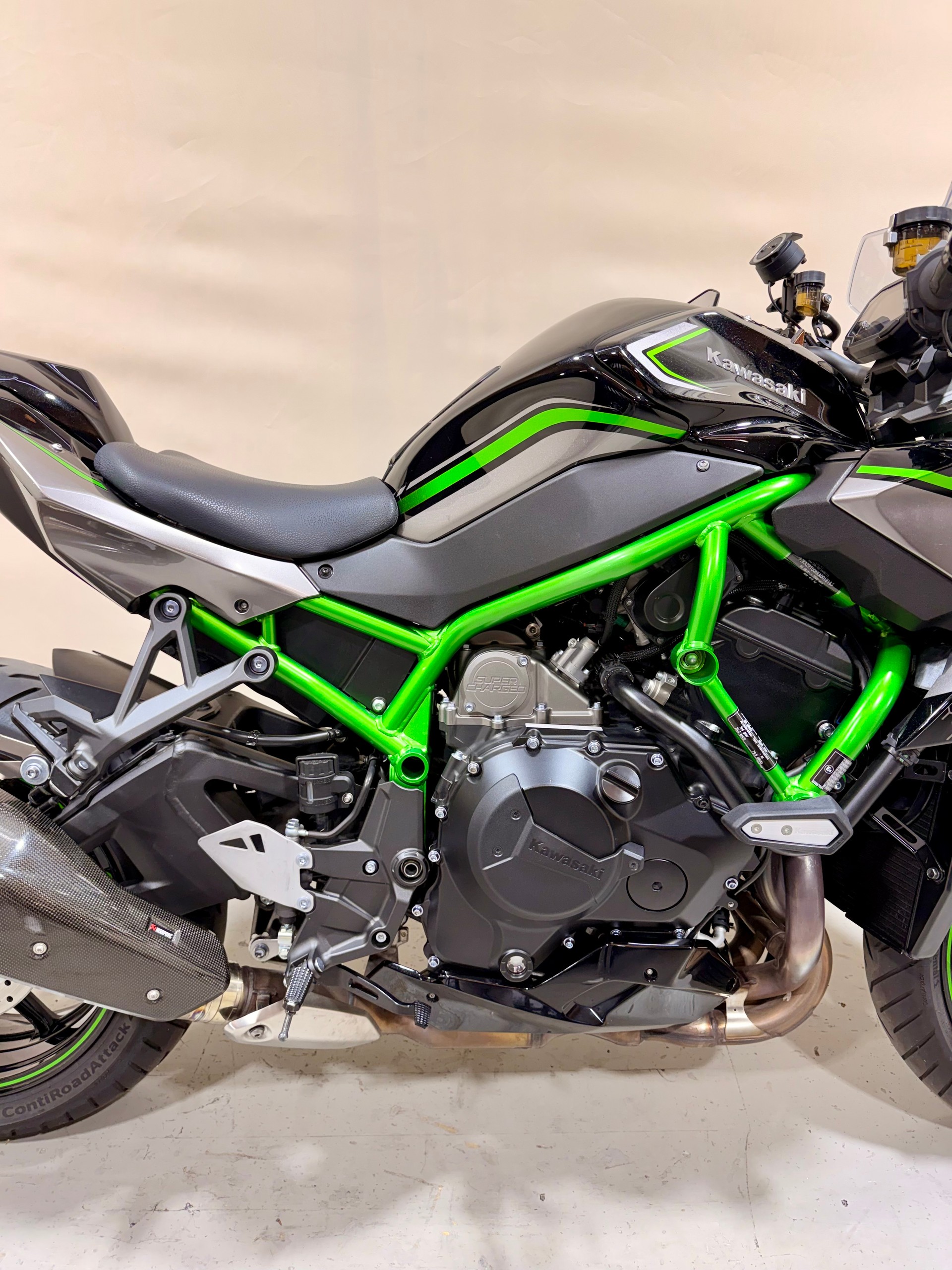 KAWASAKI Z H2 Performance-showroom-element-2