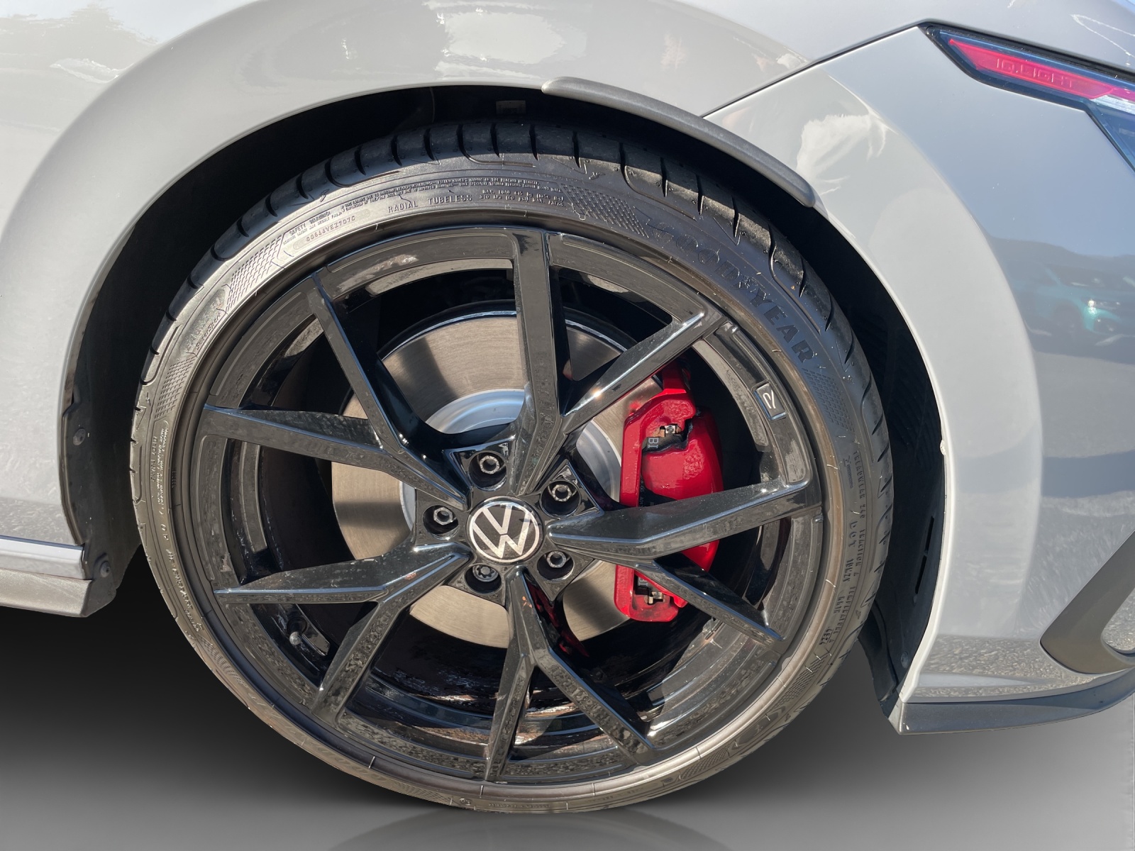 VW Golf 2.0 TSI GTI DSG-image-13