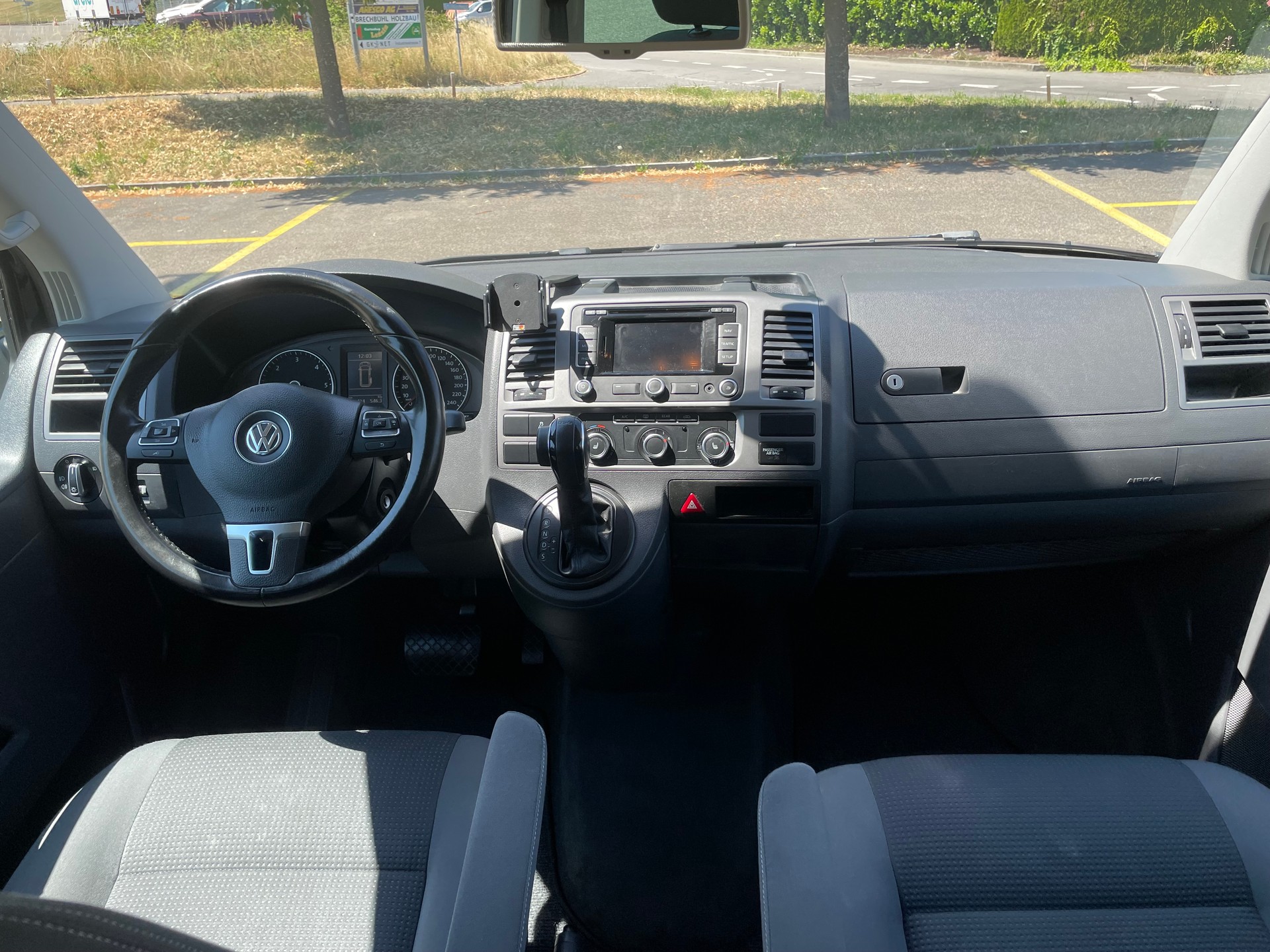 VW T5 Multivan 2.0 TDI CR Startline DSG-image-8