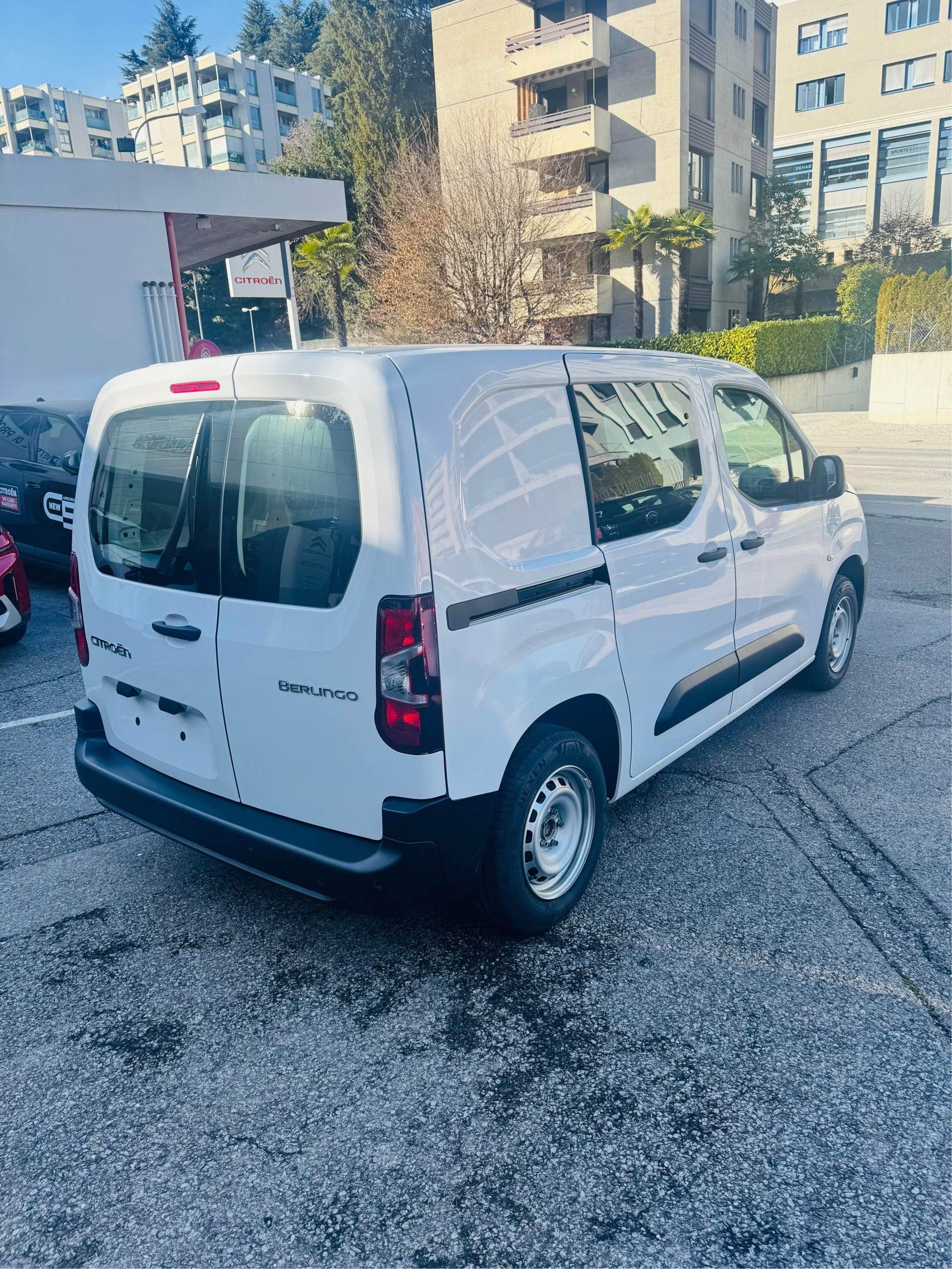 CITROEN NEW Berlingo M 1.5 BlueHDi 100 First S/S-image-5