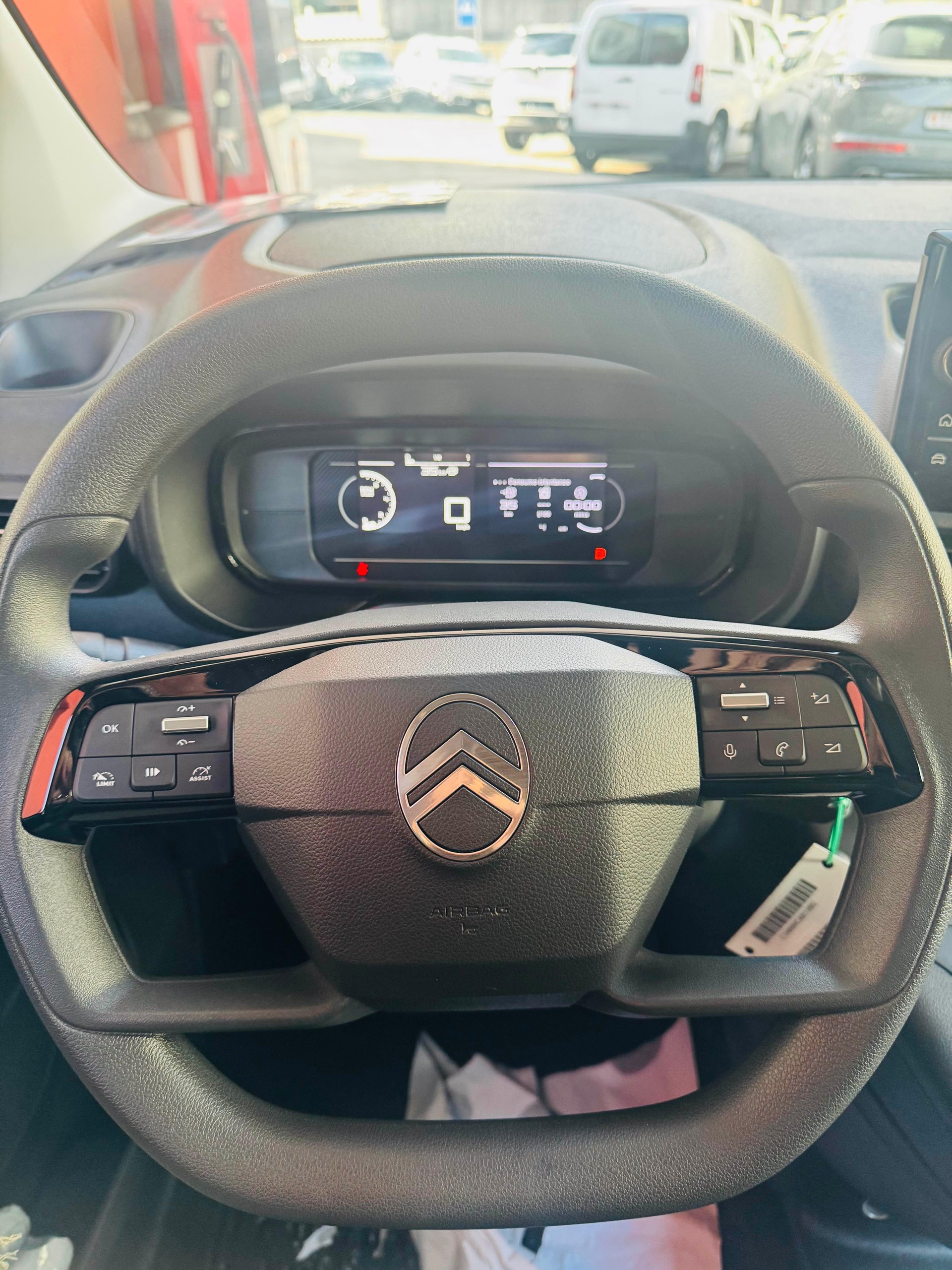 CITROEN NEW Berlingo M 1.5 BlueHDi 100 First S/S-image-12