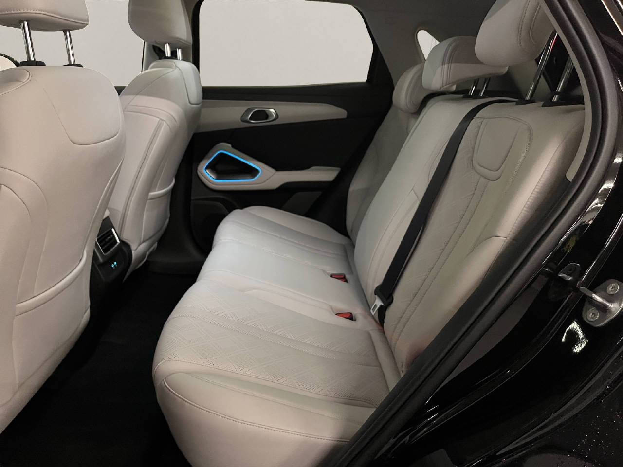 BYD Atto 2 DM-i Boost DEMO-image-13