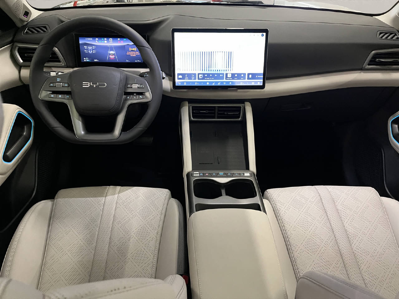 BYD Atto 2 DM-i Boost DEMO-image-7