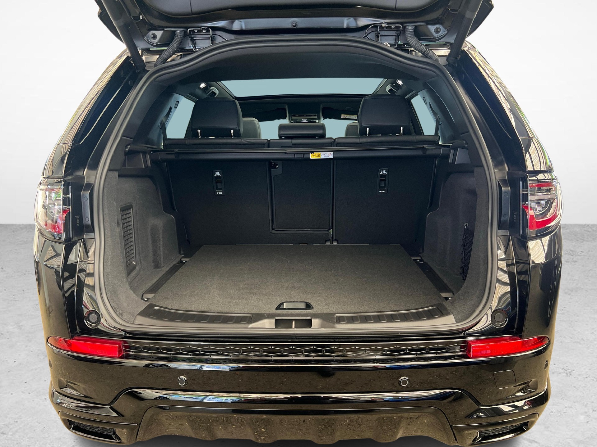 LAND ROVER Discovery Sport 1.5 T 270e Dynamic HSE-image-11