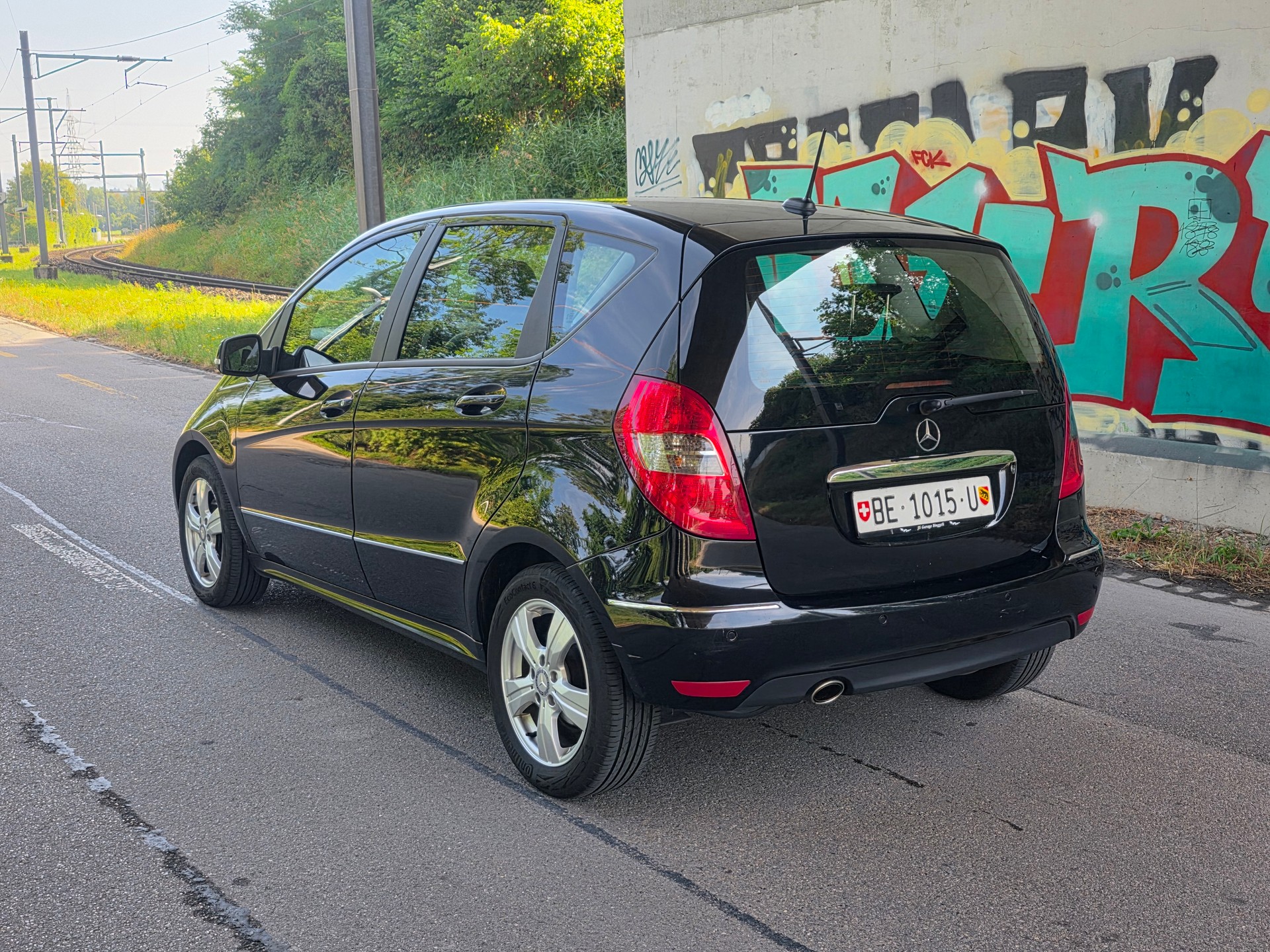 MERCEDES-BENZ A 180 Avantgarde Selection Autotronic / Neu ab Mfk-image-1