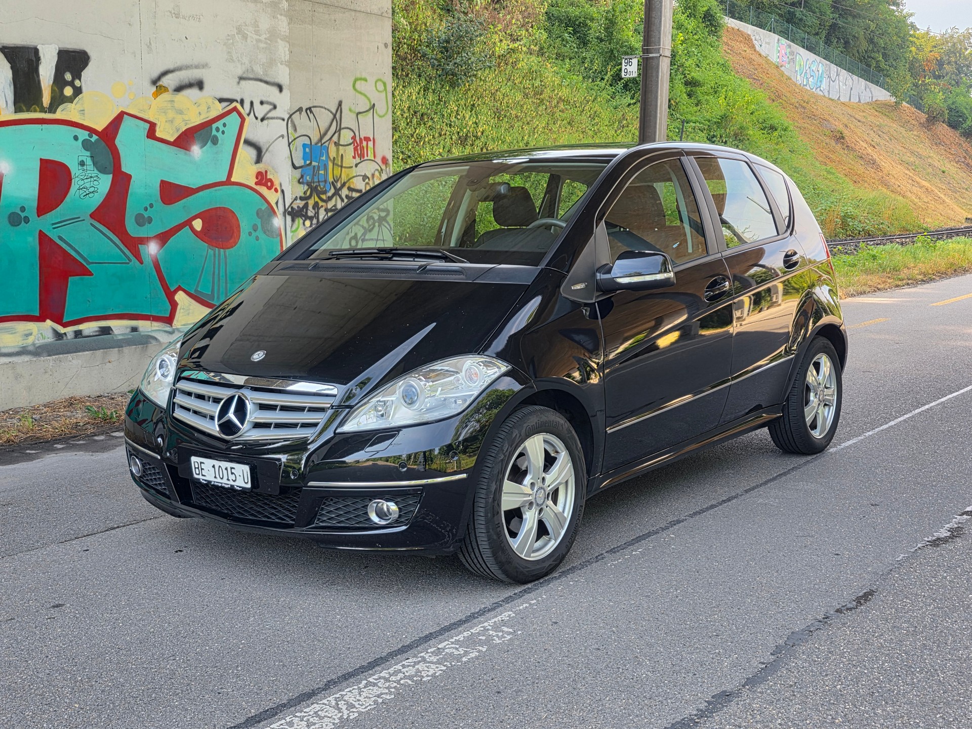 MERCEDES-BENZ A 180 Avantgarde Selection Autotronic / Neu ab Mfk-image-0