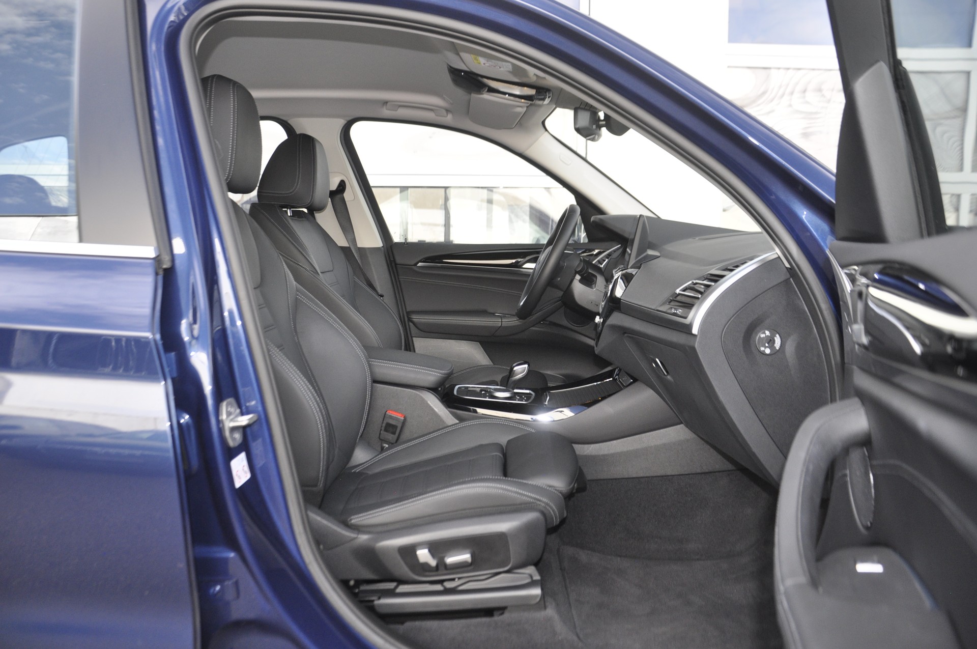 BMW X3 xDrive 48V 30d-image-6