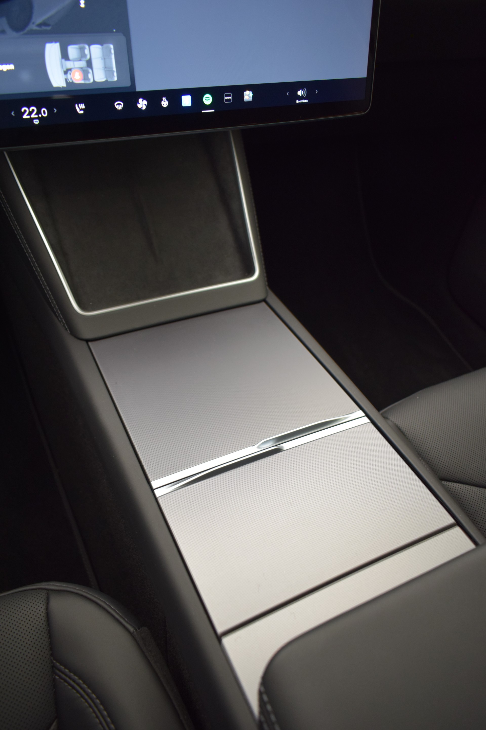 TESLA Model Y Premium Long Range AWD, 7 Sitzer, AHK, Made in Berlin-image-26