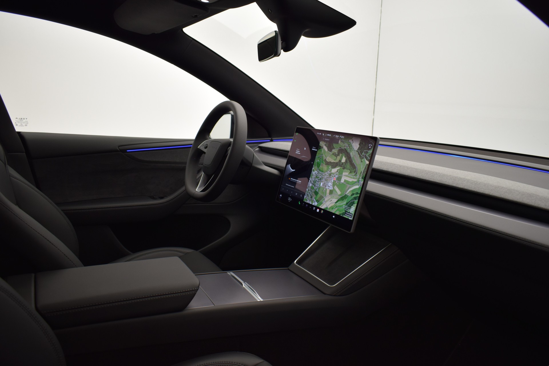 TESLA Model Y Premium Long Range AWD, 7 Sitzer, AHK, Made in Berlin-image-14