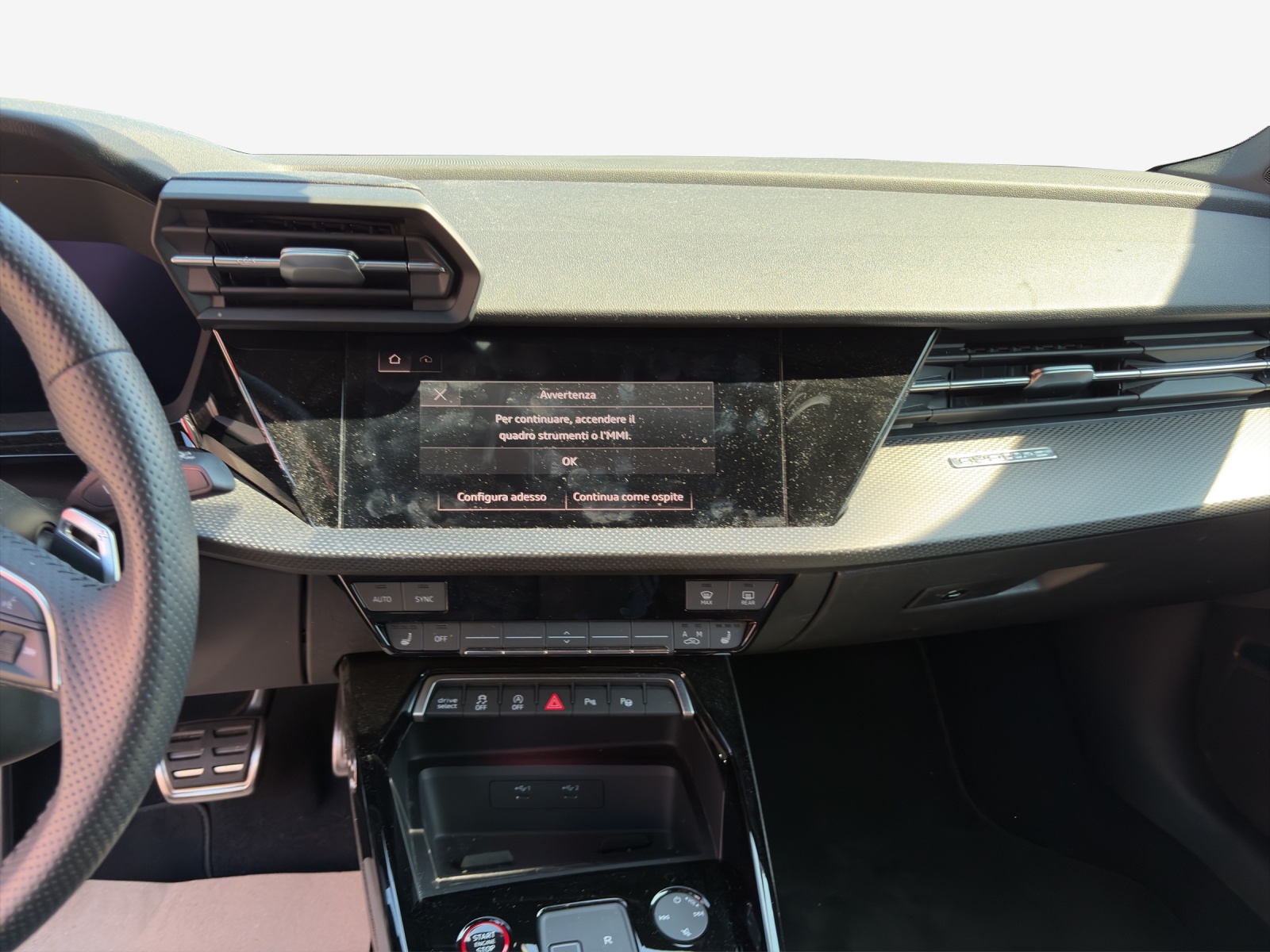 AUDI RS3 Sportback 2.5 TSI quattro S-tronic-image-10