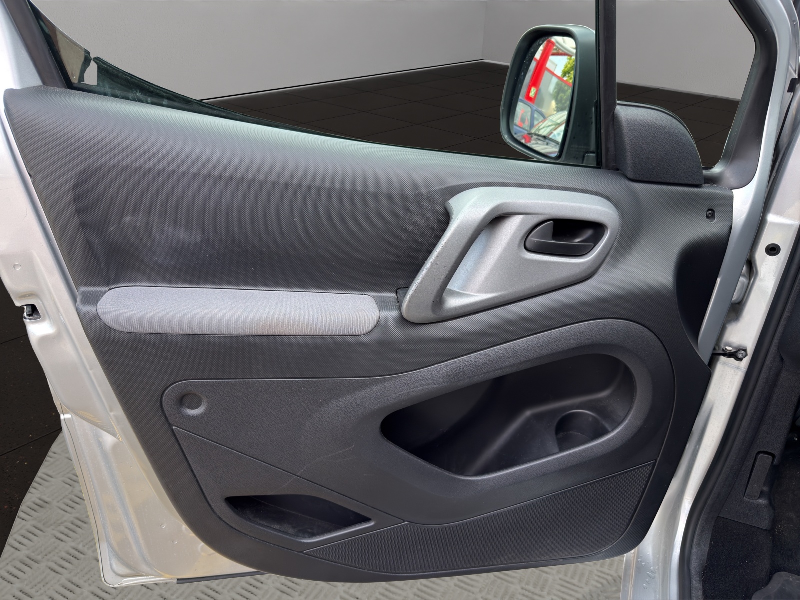PEUGEOT Partner 1.6 BlueHDi Allure ETG6-image-11