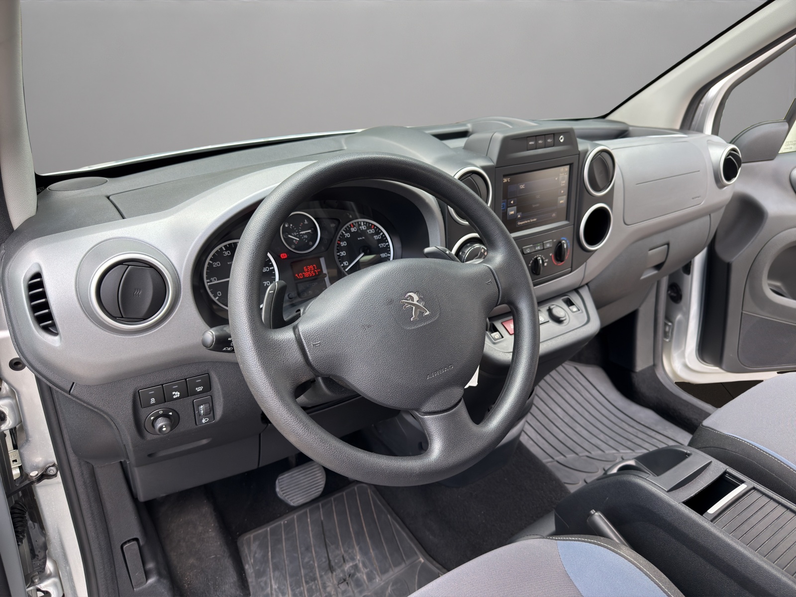 PEUGEOT Partner 1.6 BlueHDi Allure ETG6-image-9