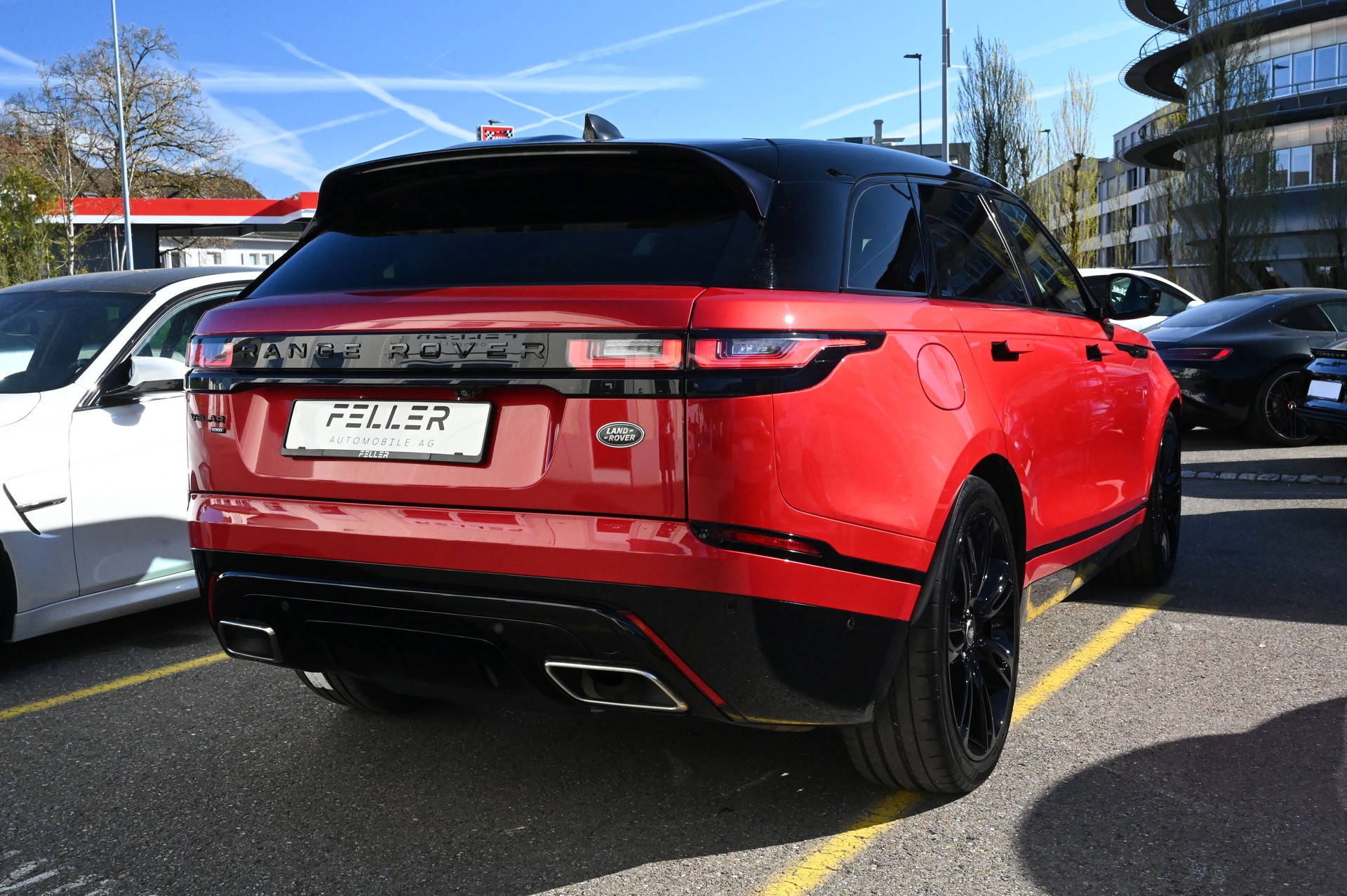 LAND ROVER Range Rover Velar R-Dynamic D 300 SE Automatic-image-9