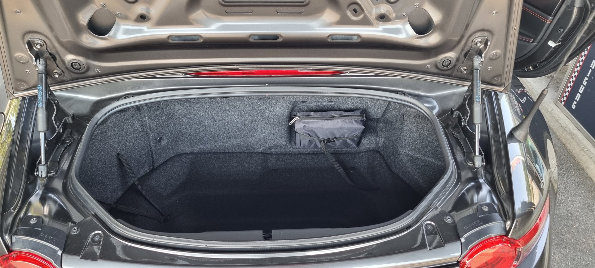 MAZDA 2.0 Kazari-image-16