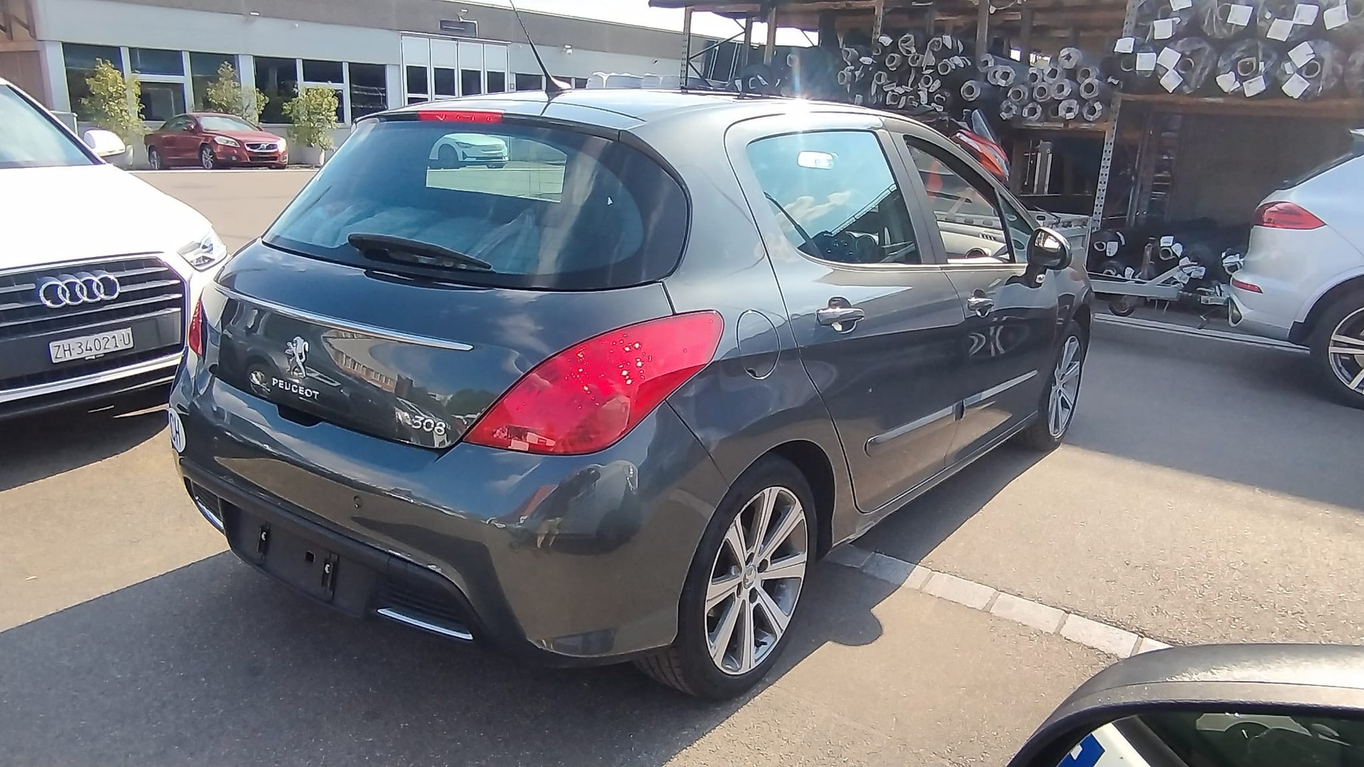 PEUGEOT 308 1.6 16V Turbo Allure Automatic-image-5