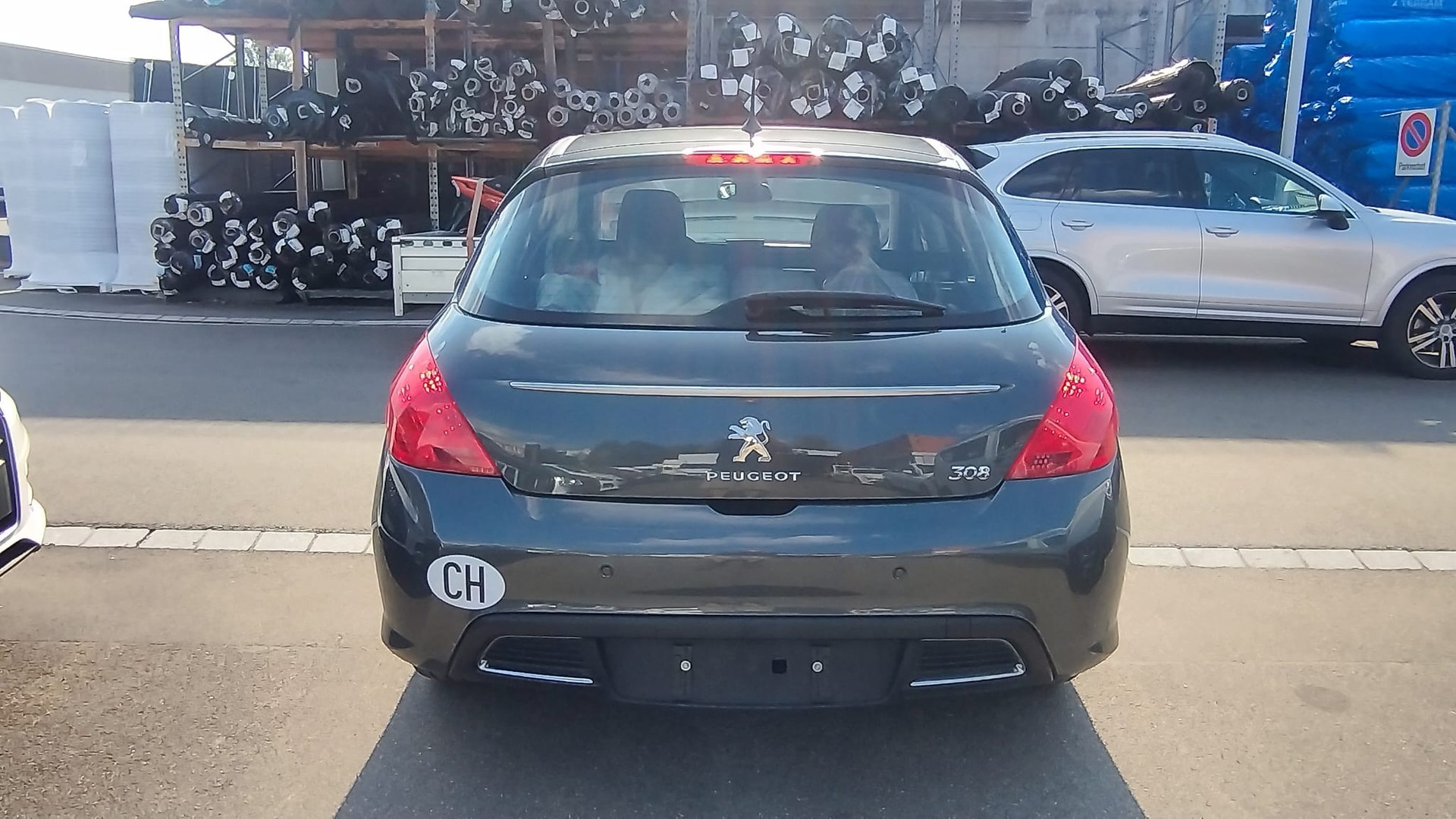 PEUGEOT 308 1.6 16V Turbo Allure Automatic-image-4