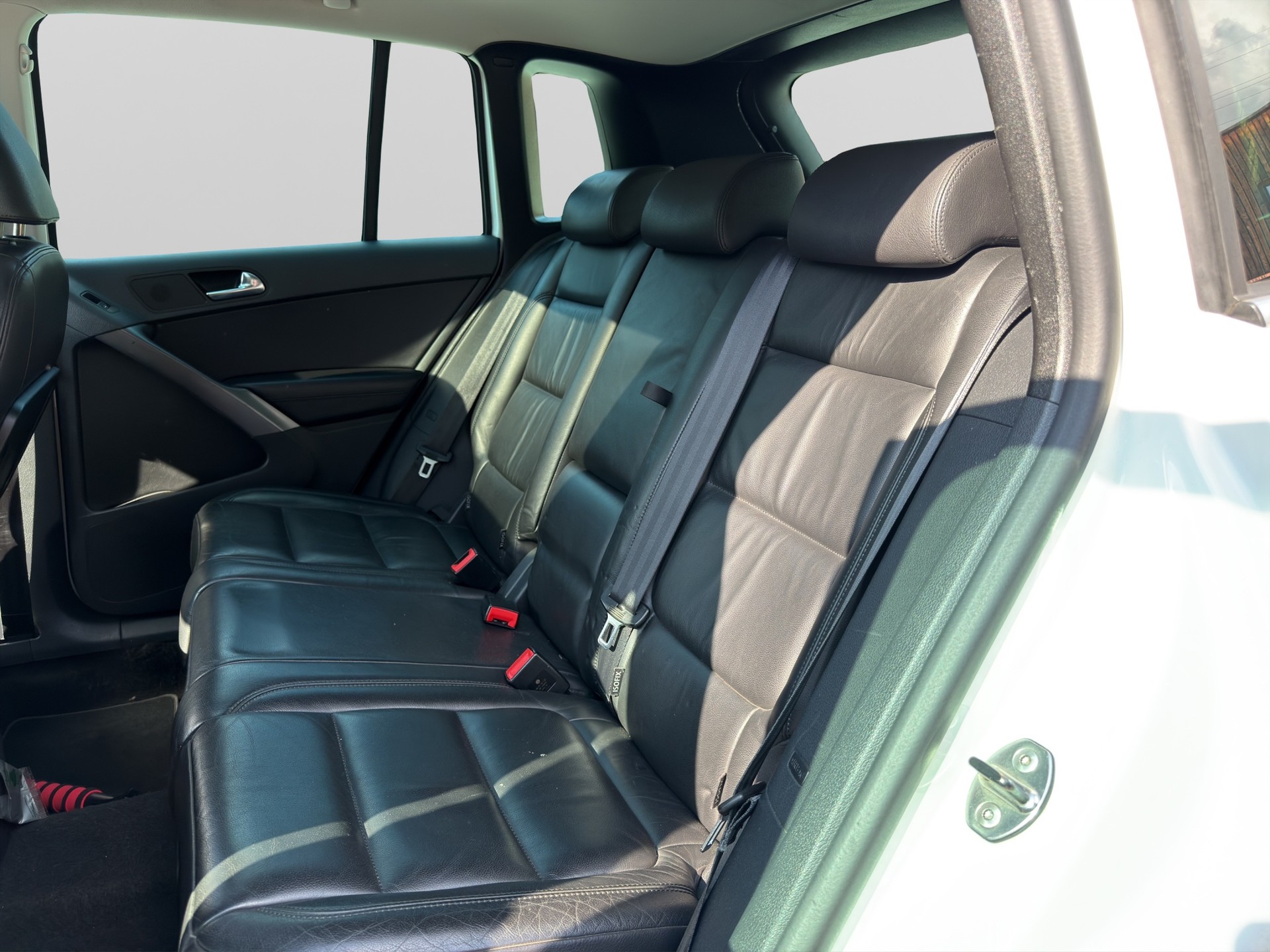 VW Tiguan 2.0 TDI Sport&Style-image-12