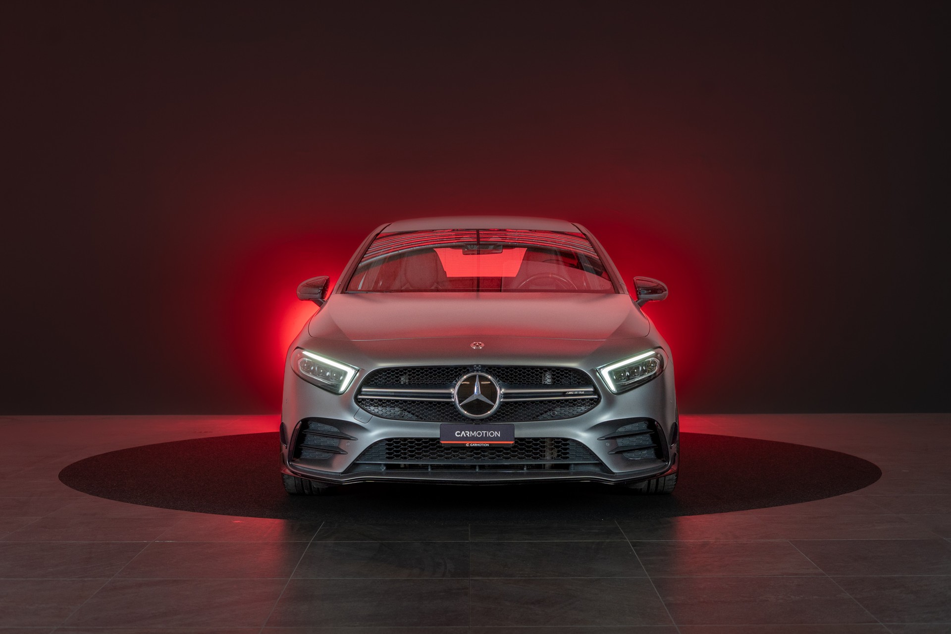 MERCEDES-BENZ A 35 AMG 4matic Limousine / CH-Fahrzeug / Panorama / el.Sitze-image-1