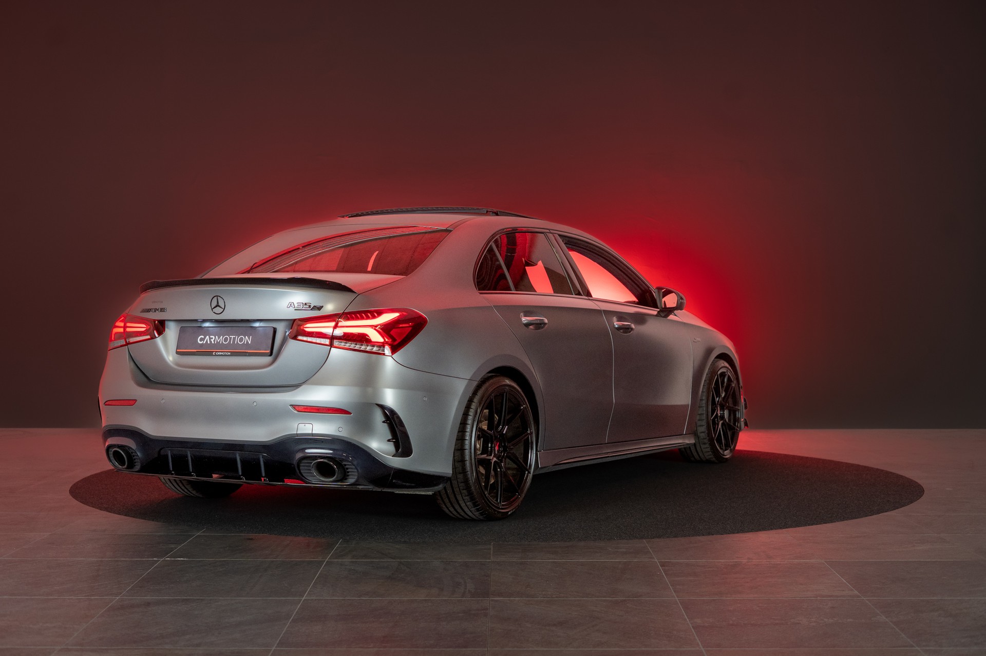 MERCEDES-BENZ A 35 AMG 4matic Limousine / CH-Fahrzeug / Panorama / el.Sitze-image-3