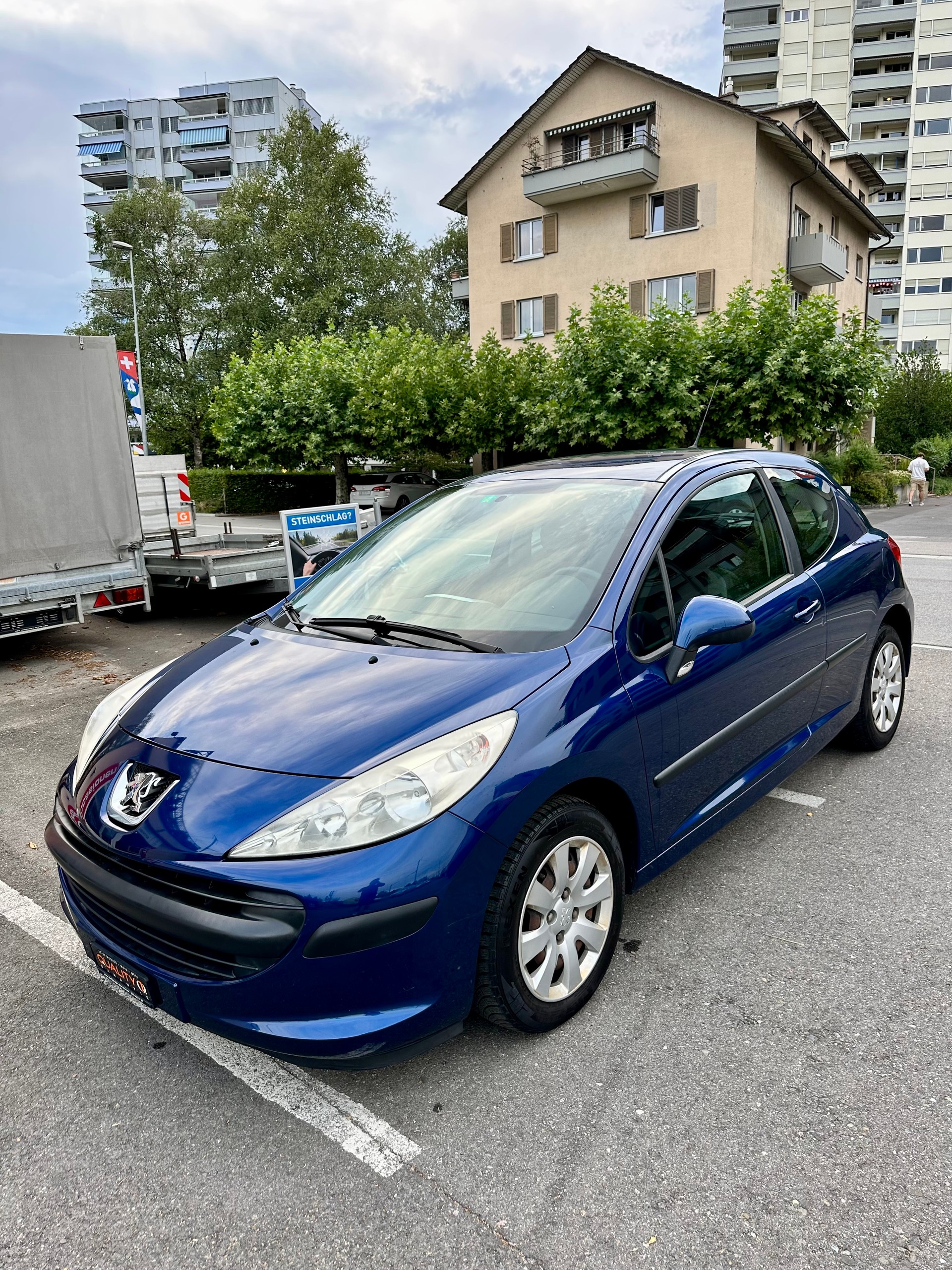 PEUGEOT 207 1.4 16V Look-image-1