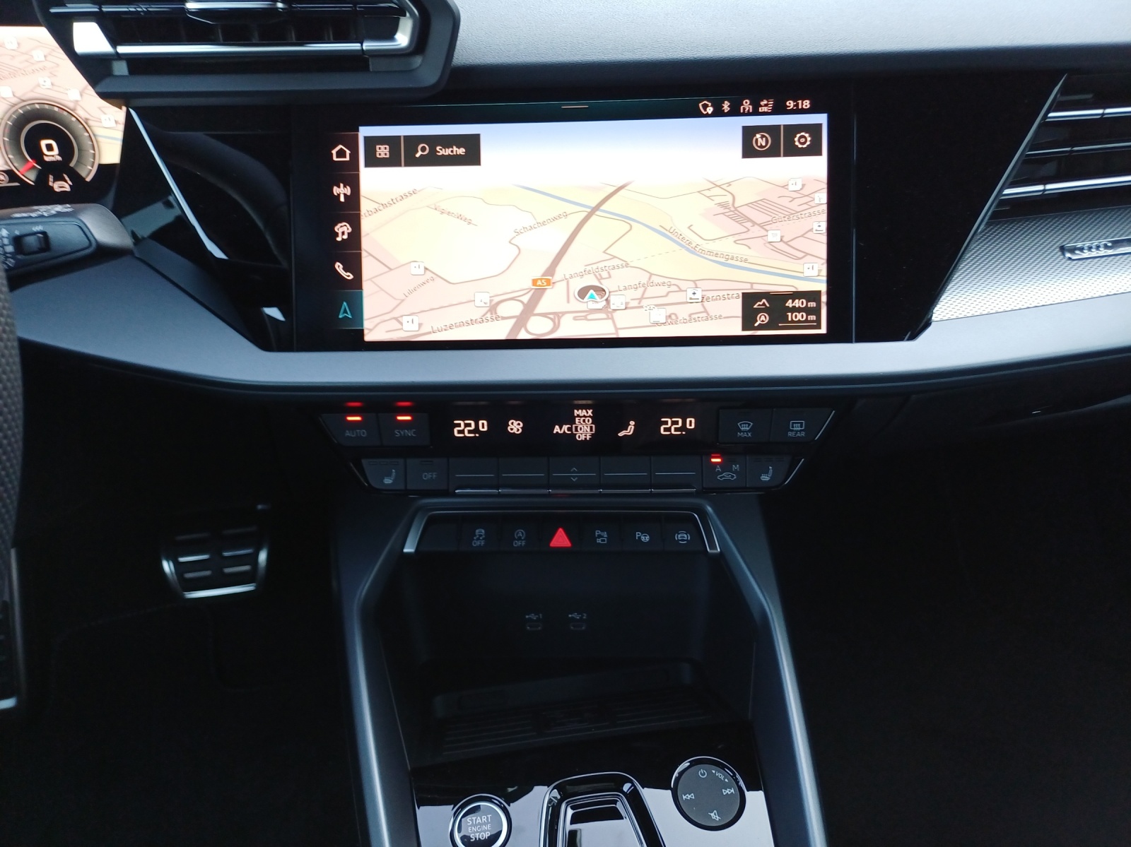 AUDI A3 Sportback TFSI 110 kW S line Attraction S tronic-image-10