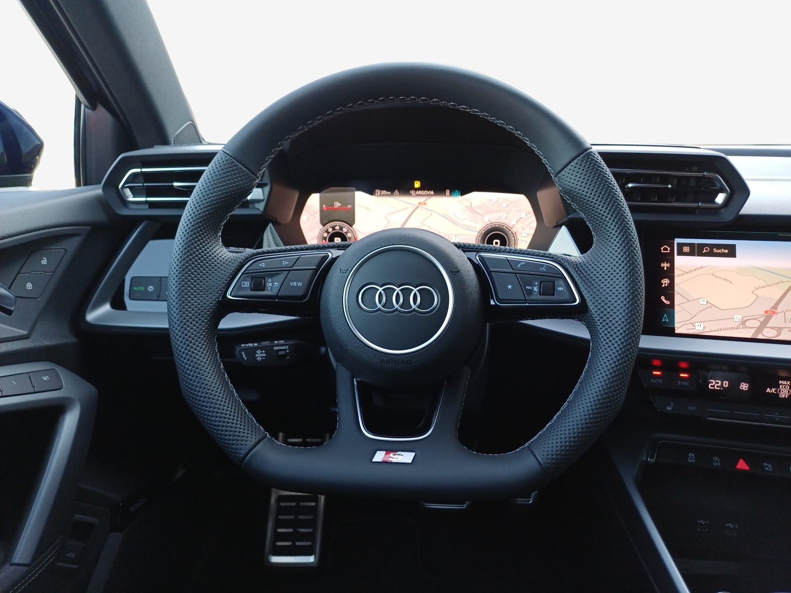 AUDI A3 Sportback TFSI 110 kW S line Attraction S tronic-image-9