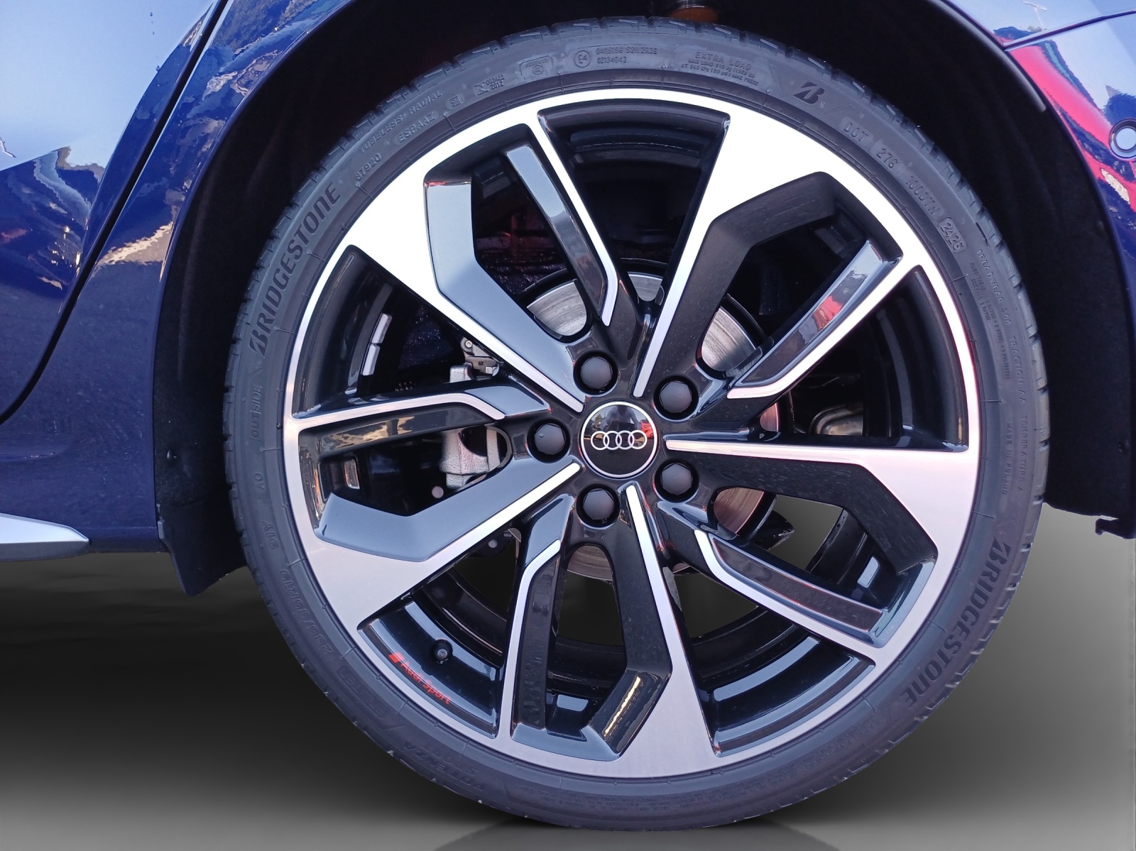 AUDI A3 Sportback TFSI 110 kW S line Attraction S tronic-image-15