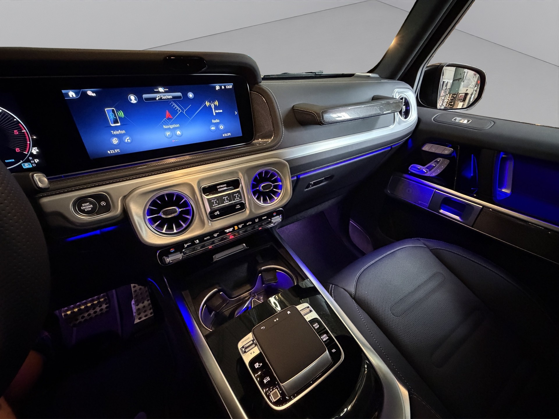 MERCEDES-BENZ G 450d 9G-Tronic-image-12