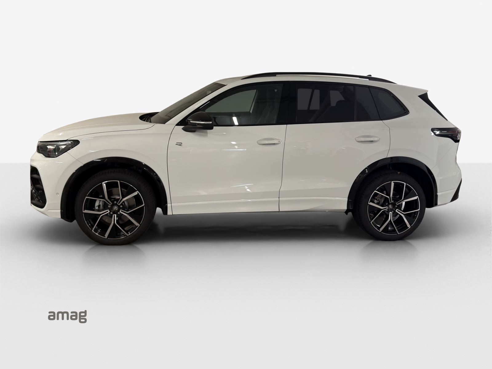 VW Tiguan 2.0 TSI DSG R-Line 4Motion-showroom-element-1