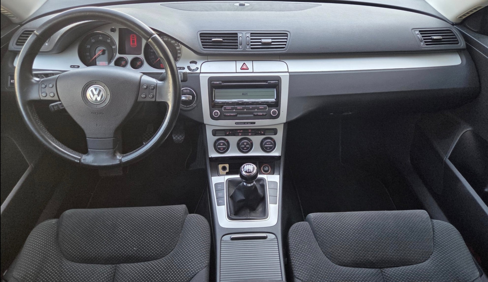 VW Passat Variant 1.8 TSI Comfortline-image-7