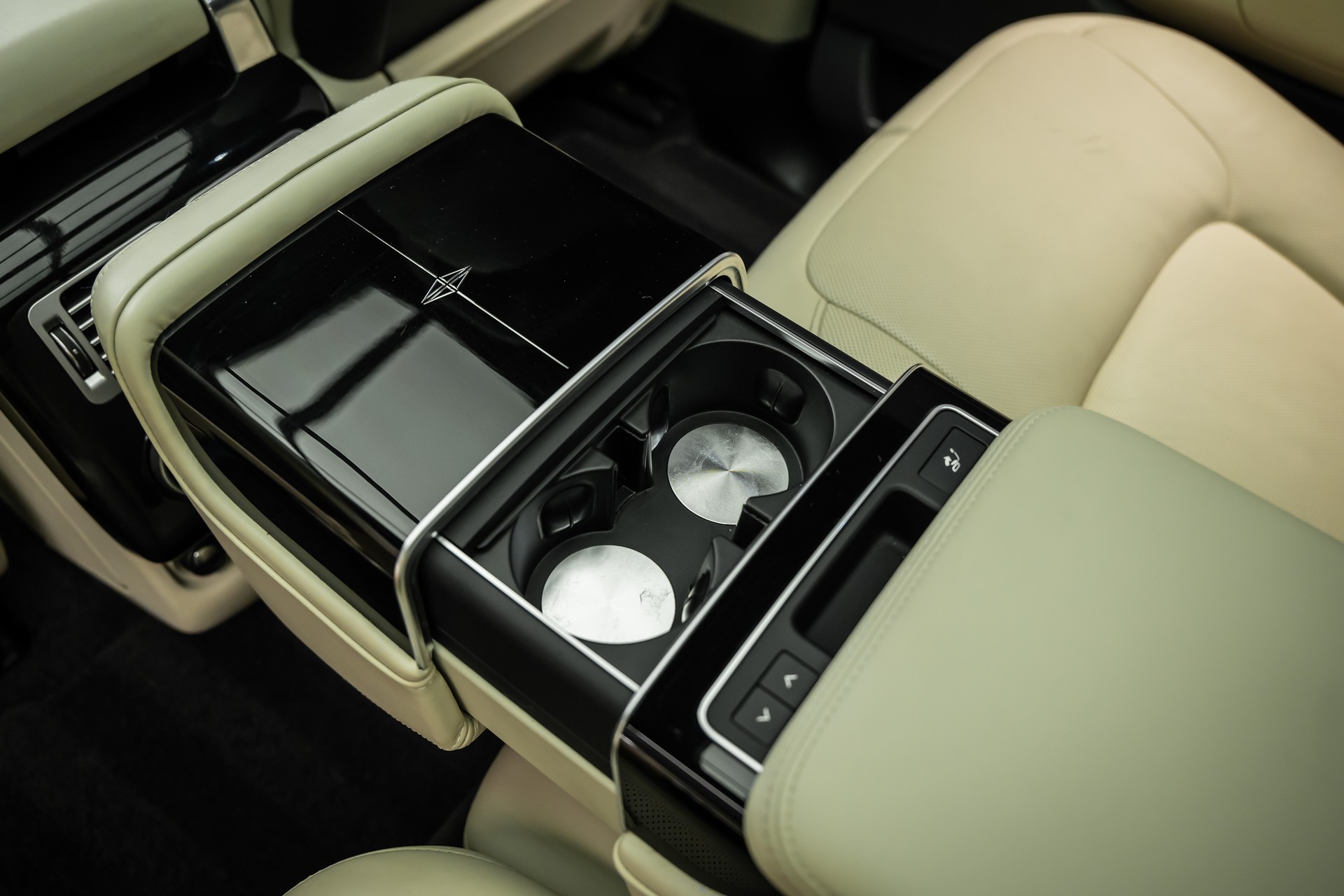 LAND ROVER Range Rover 5.0 V8 S/C * 22 ZOLL RÄDER * LEASING AB 396.- *-image-21