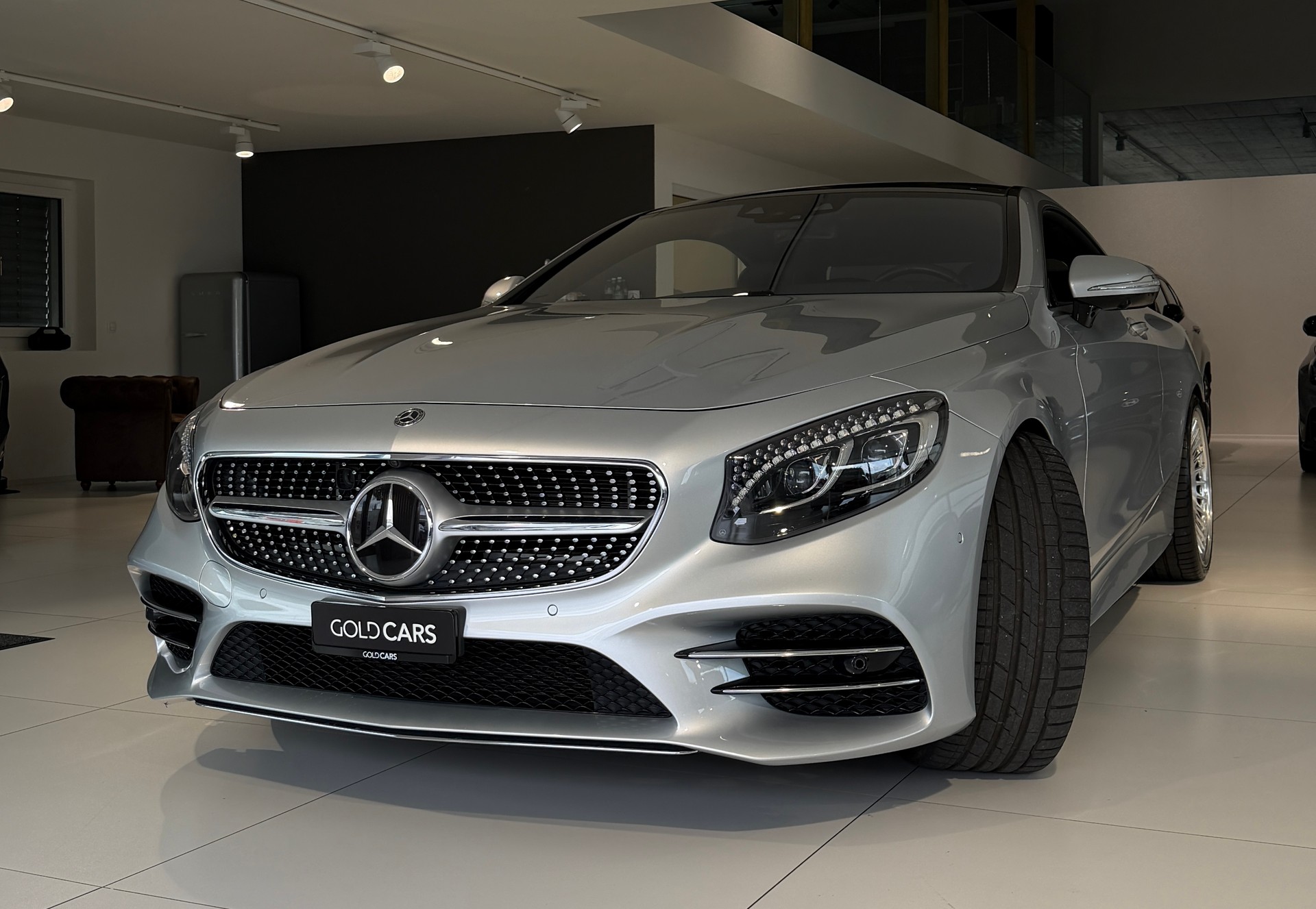 MERCEDES-BENZ S 560 Coupé 4Matic 9G-Tronic-image-2
