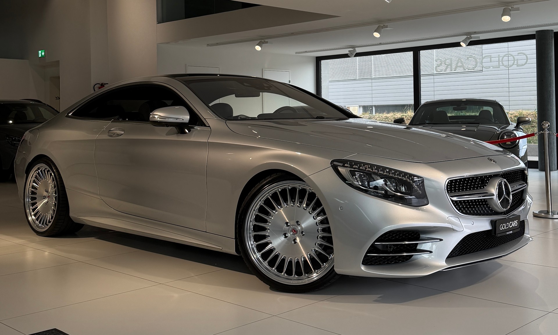 MERCEDES-BENZ S 560 Coupé 4Matic 9G-Tronic-image-1