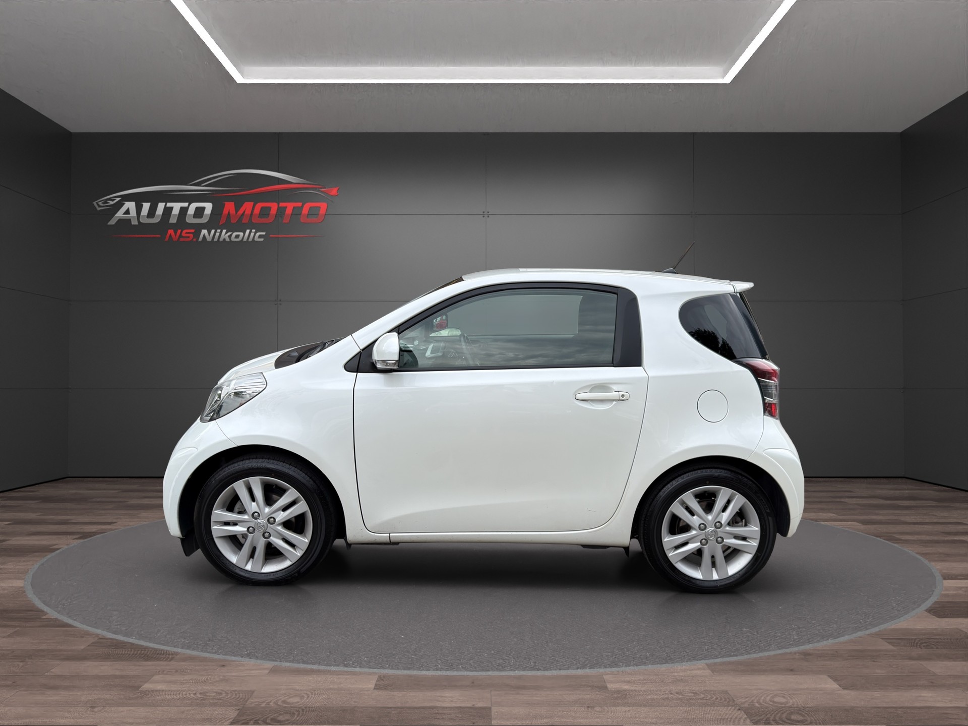 TOYOTA iQ 1.33 Dual VVT-i-image-4