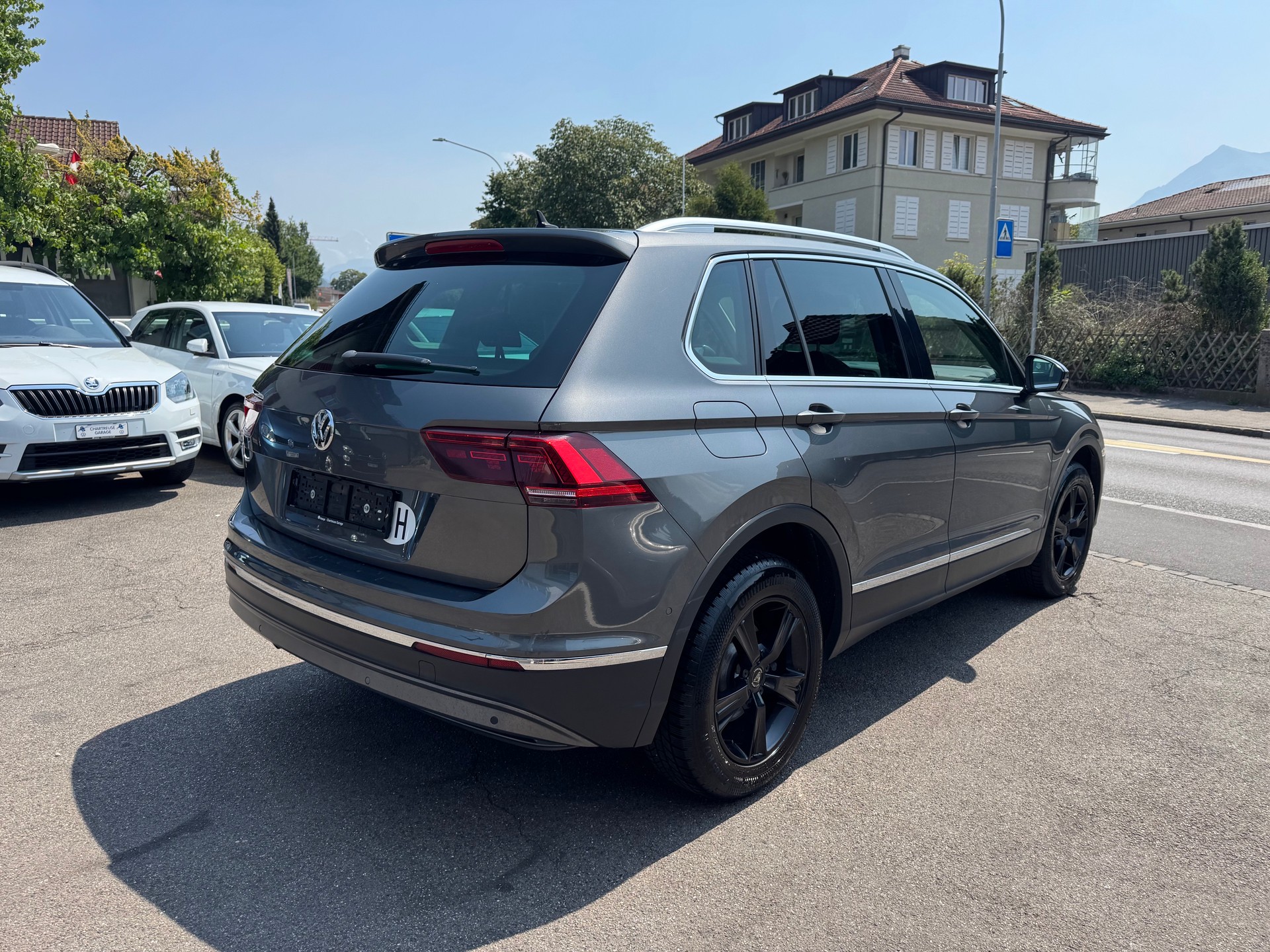 VW Tiguan 2.0 TDI SCR Highline4Motion DSG-image-5