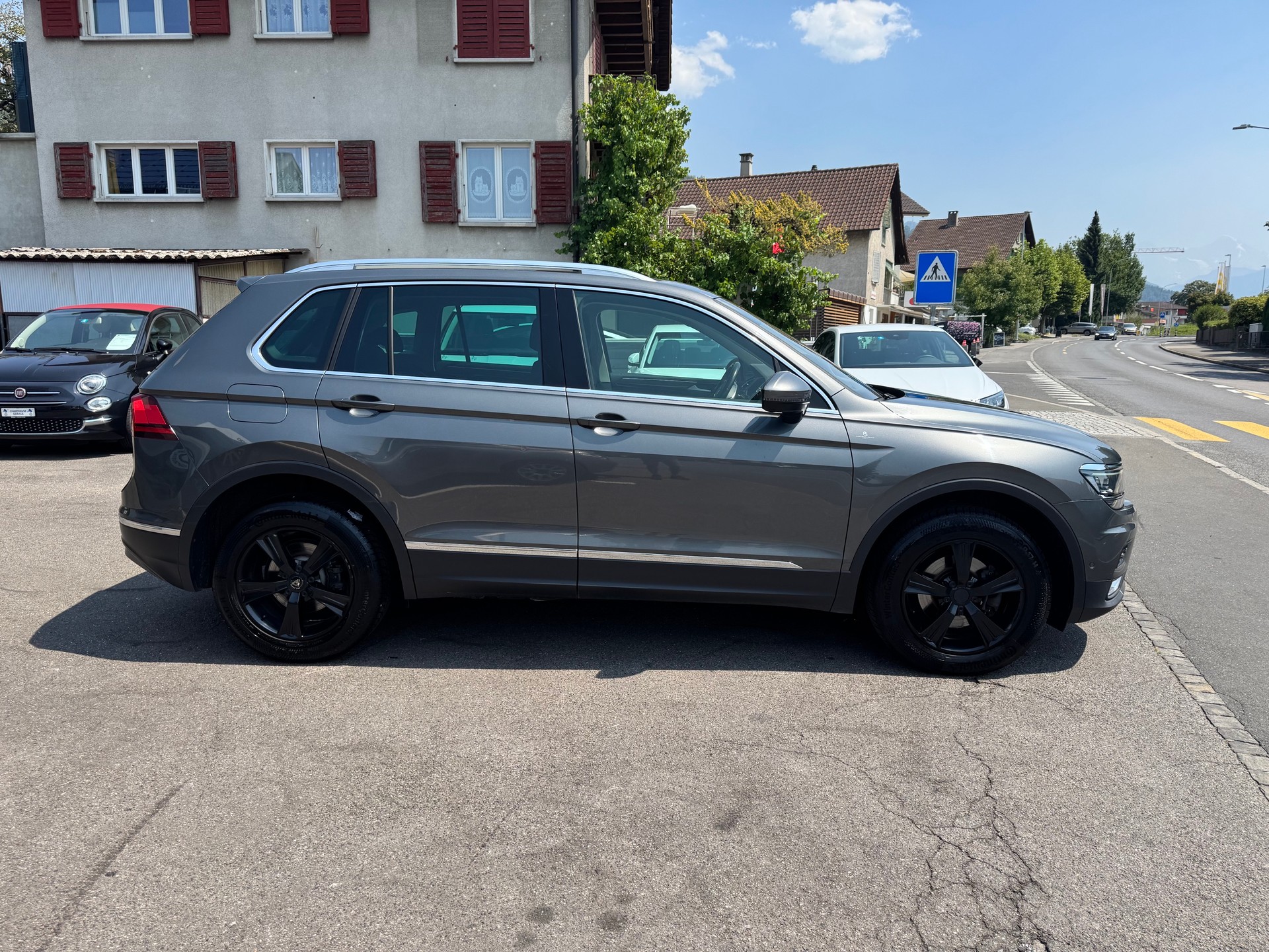 VW Tiguan 2.0 TDI SCR Highline4Motion DSG-image-4