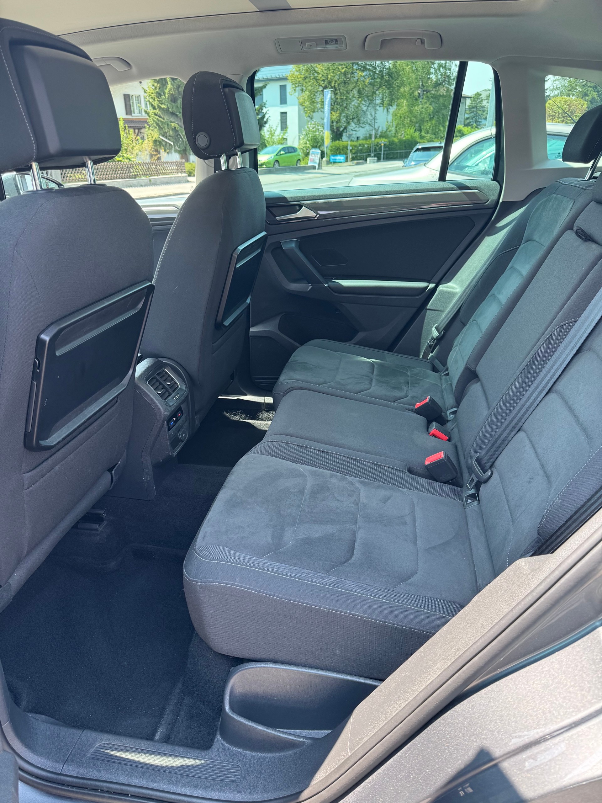 VW Tiguan 2.0 TDI SCR Highline4Motion DSG-image-28