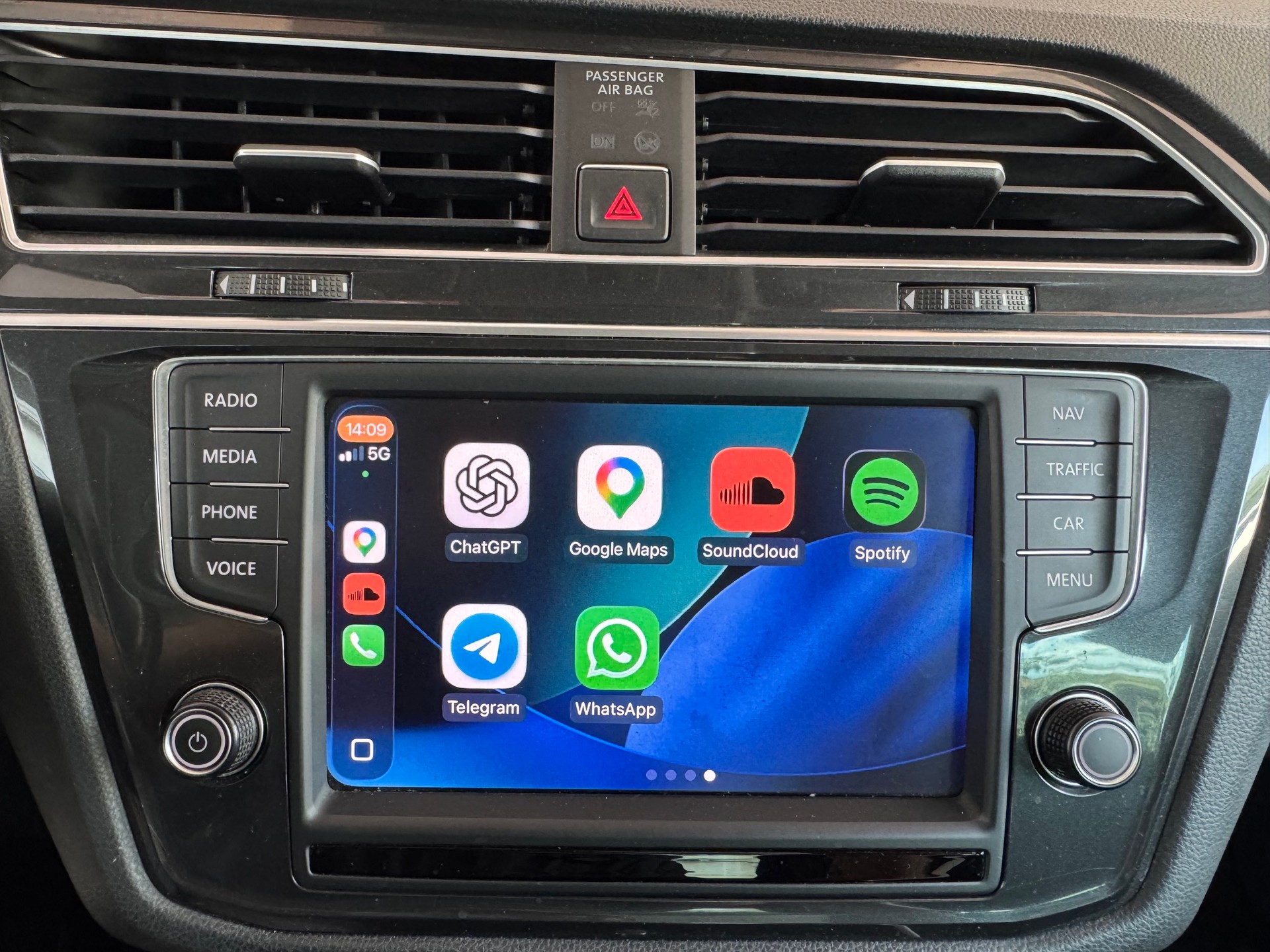 VW Tiguan 2.0 TDI SCR Highline4Motion DSG-image-16