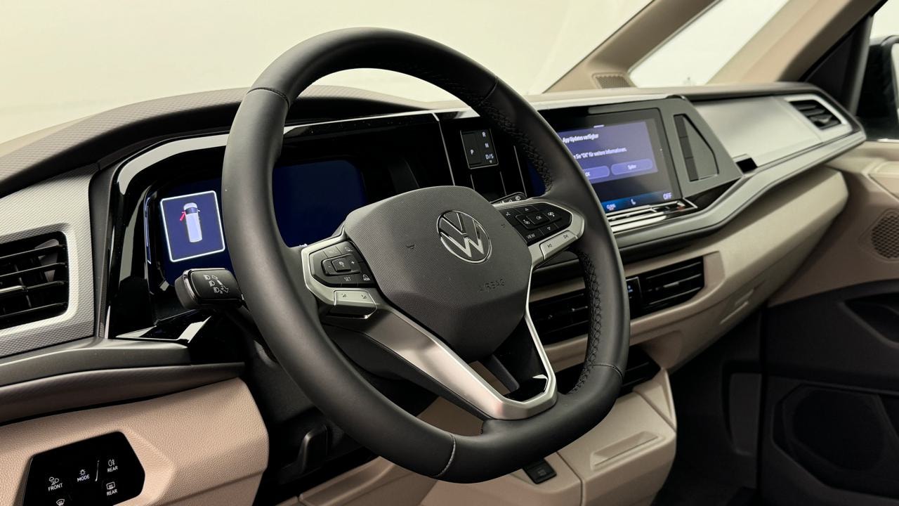 VW Multivan 2.0 TDI Life DSG-image-6